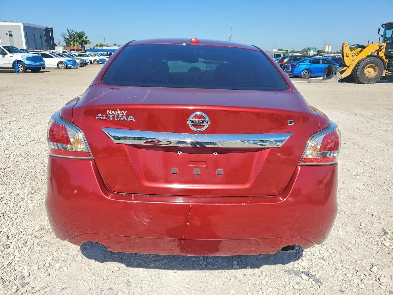 2015 Nissan Altima 2.5 S Red vin: 1N4AL3AP2FN886302