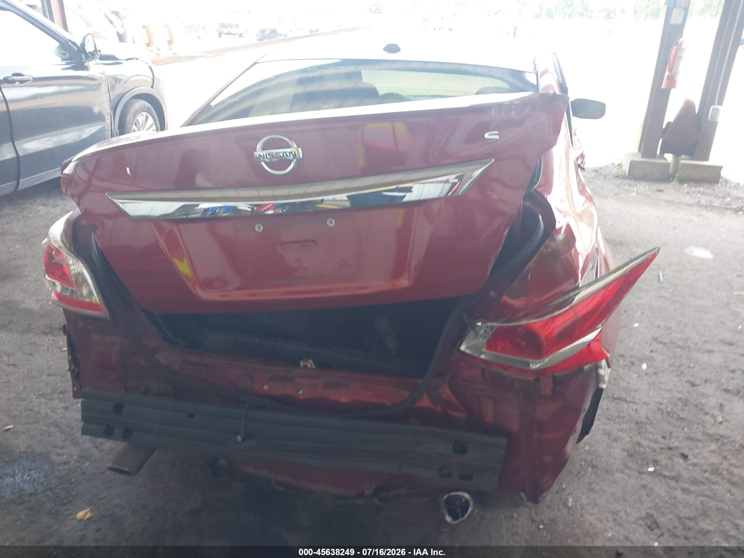 2015 Nissan Altima Red vin: 1N4AL3AP2FN887689