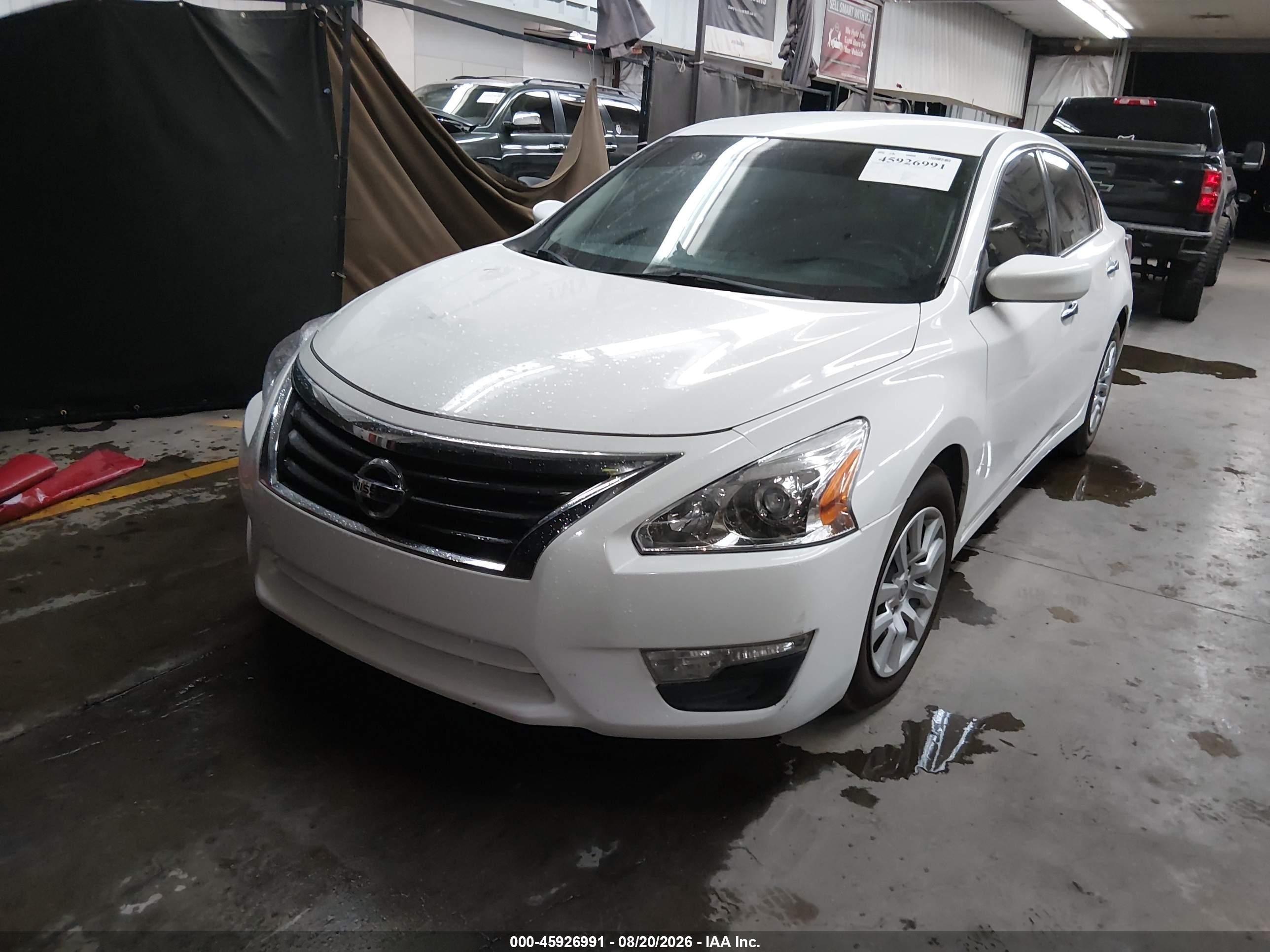 2015 Nissan Altima 2.5/2.5 S/2.5 Sl/2.5 Sv White vin: 1N4AL3AP2FN887935
