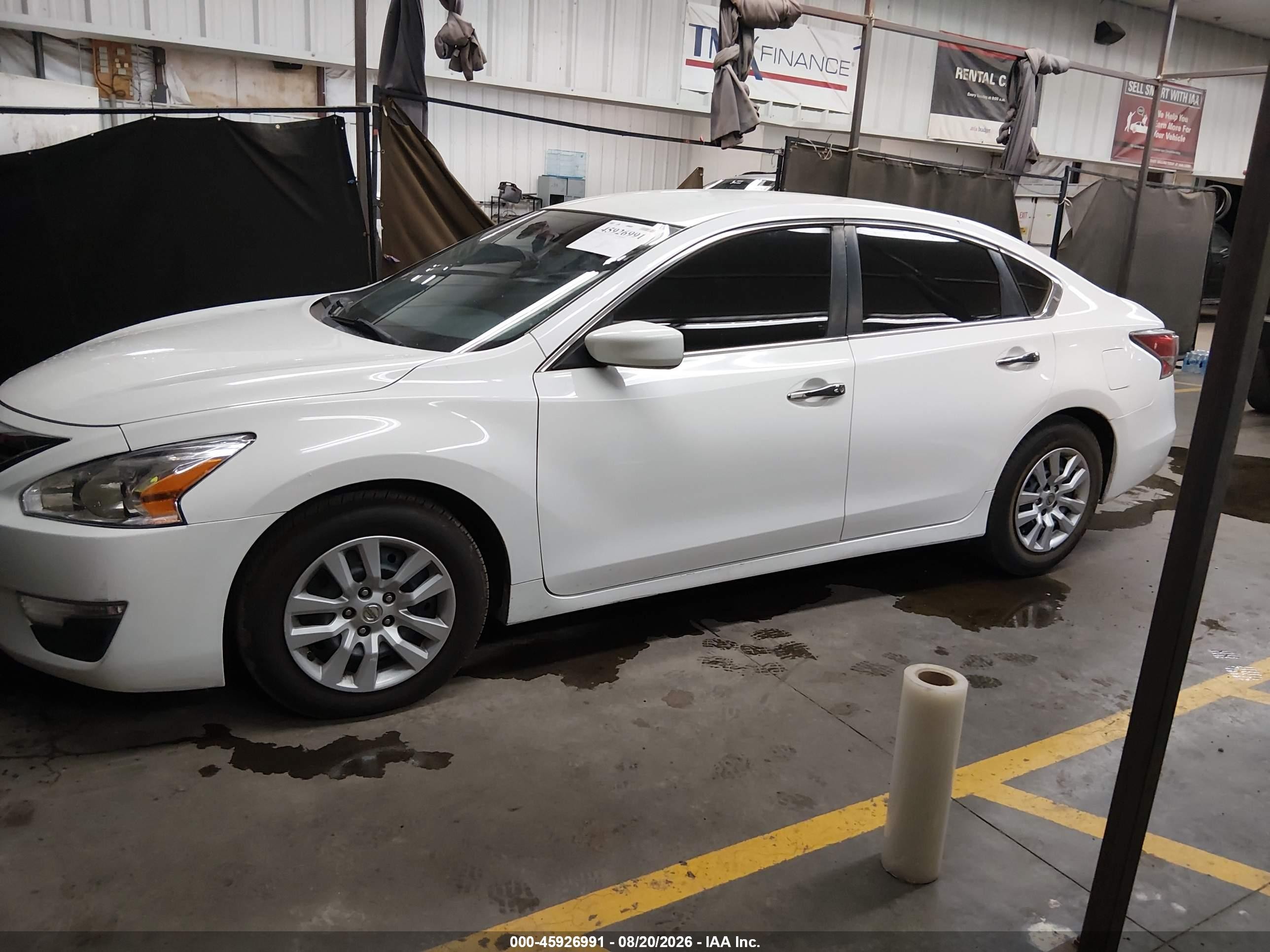 2015 Nissan Altima 2.5/2.5 S/2.5 Sl/2.5 Sv White vin: 1N4AL3AP2FN887935
