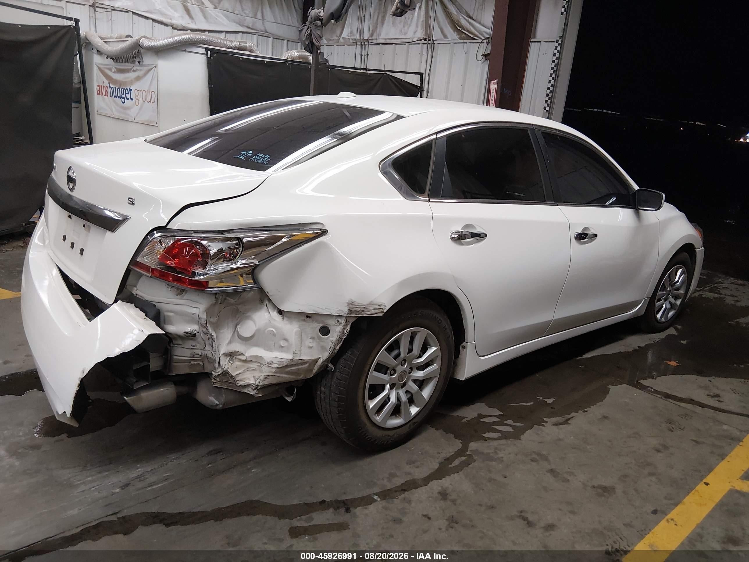 2015 Nissan Altima 2.5/2.5 S/2.5 Sl/2.5 Sv White vin: 1N4AL3AP2FN887935