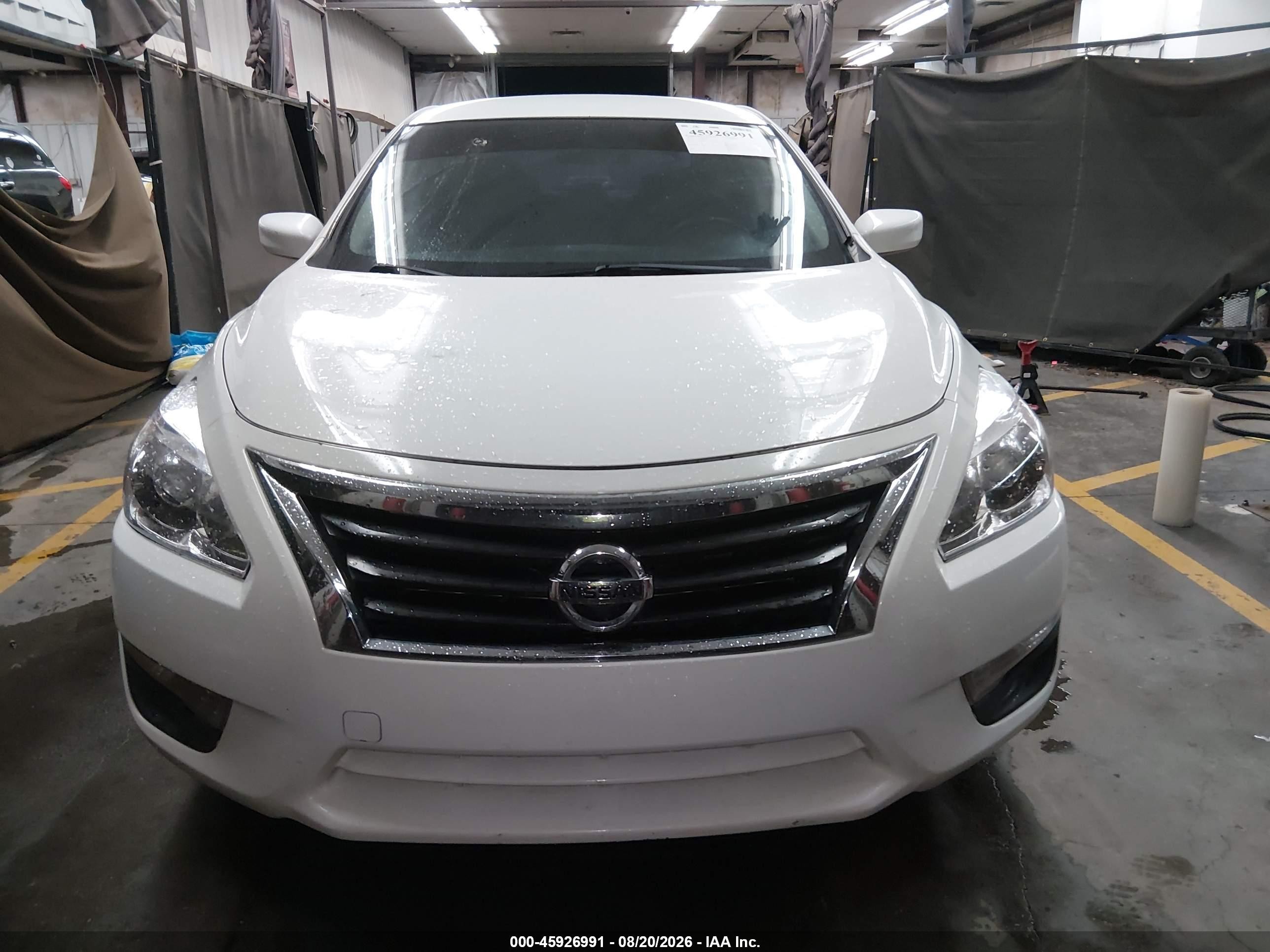 2015 Nissan Altima 2.5/2.5 S/2.5 Sl/2.5 Sv White vin: 1N4AL3AP2FN887935