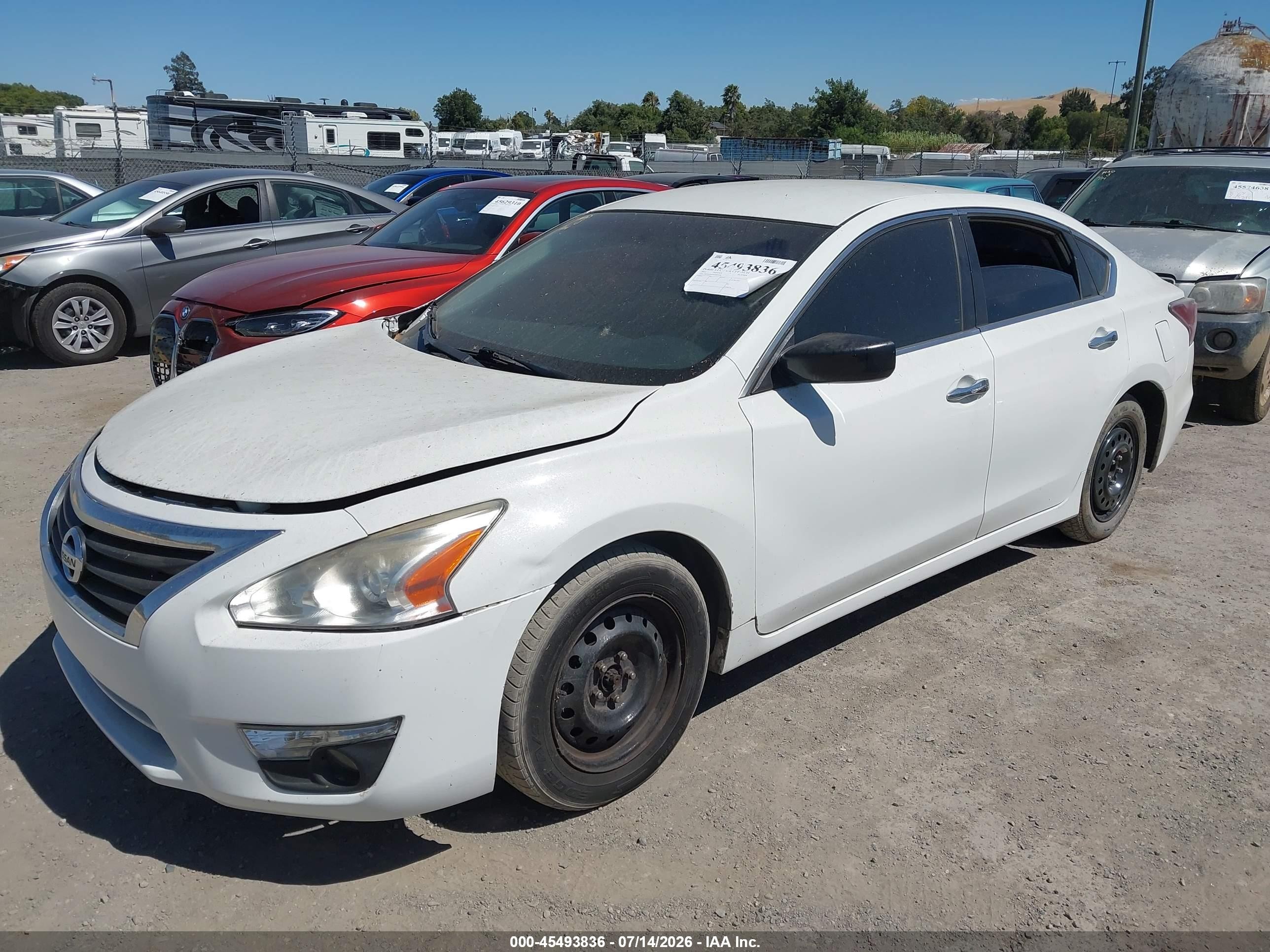 2015 Nissan Altima 2.5/2.5 S/2.5 Sl/2.5 Sv White vin: 1N4AL3AP2FN896098