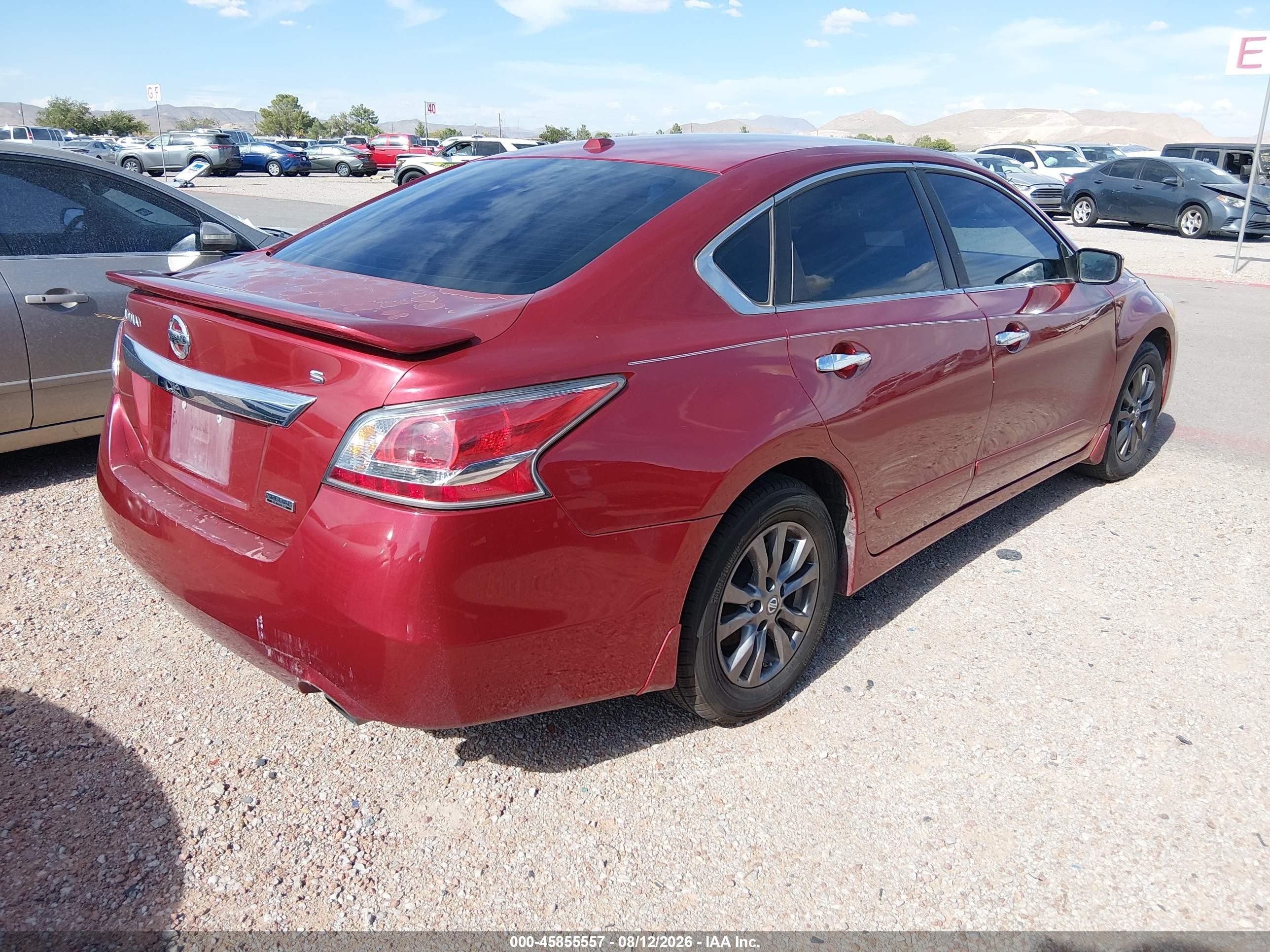 2015 Nissan Altima 2.5 S Red vin: 1N4AL3AP2FN898501