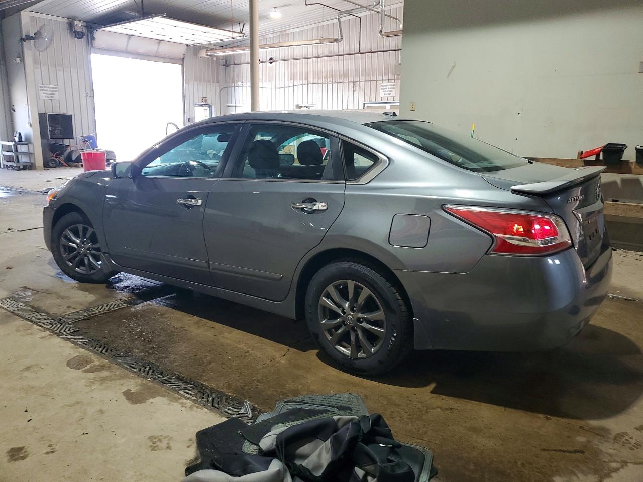 2015 Nissan Altima 2.5 S Gray vin: 1N4AL3AP2FN902899