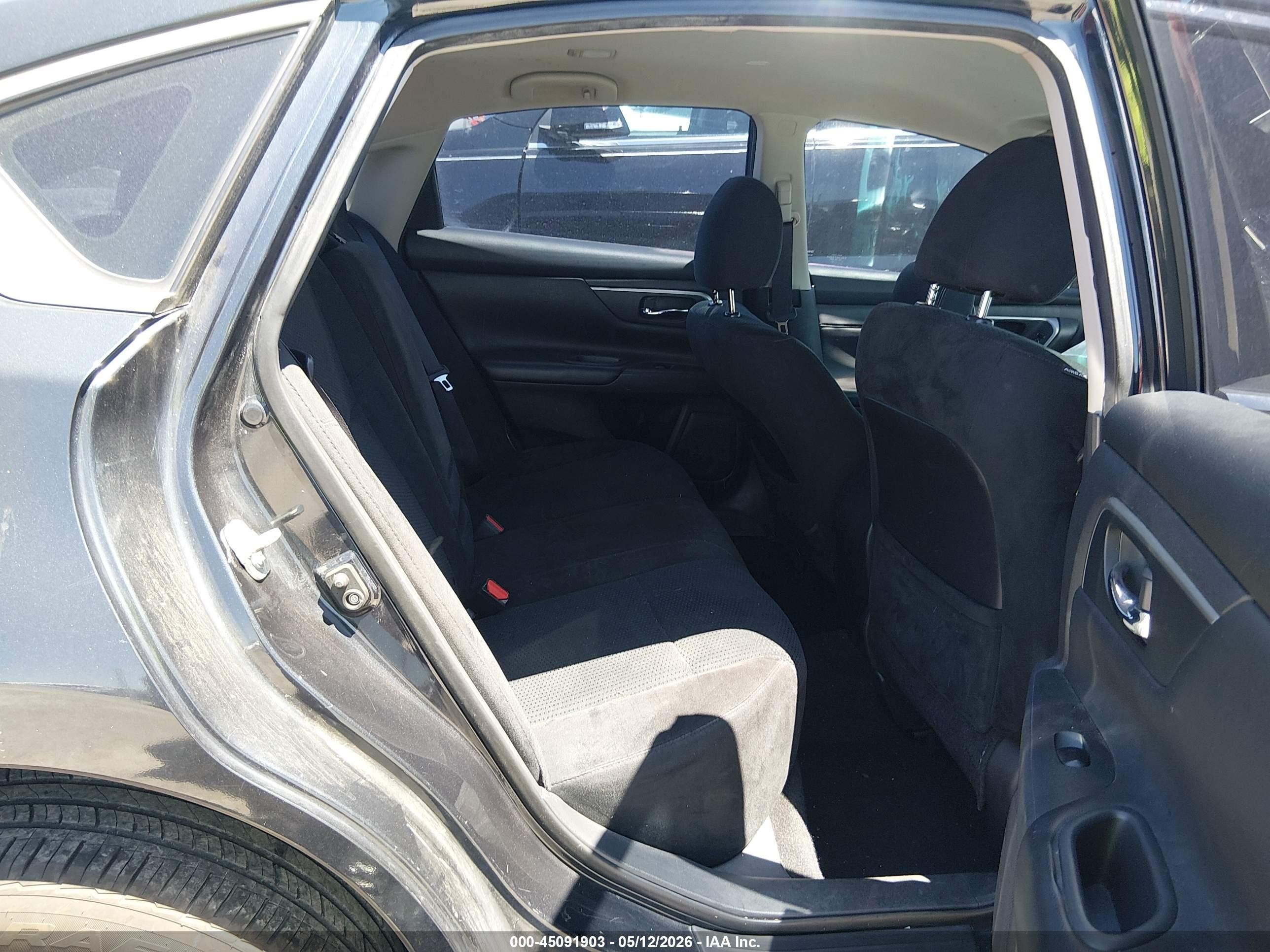 2015 Nissan Altima 2.5 S Black vin: 1N4AL3AP2FN904524