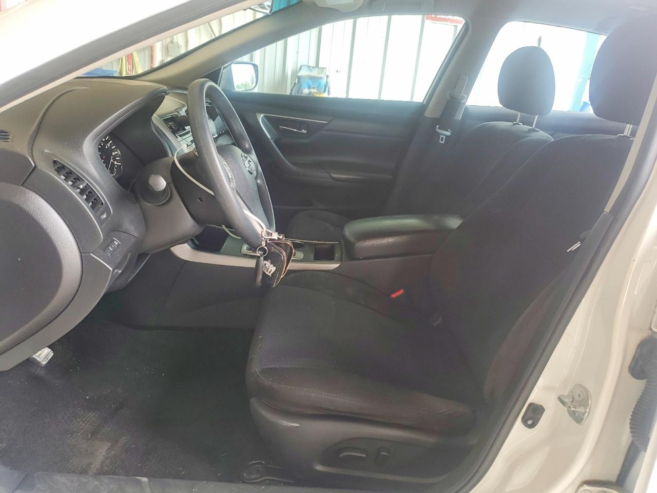 2015 Nissan Altima 2.5 S White vin: 1N4AL3AP2FN909674
