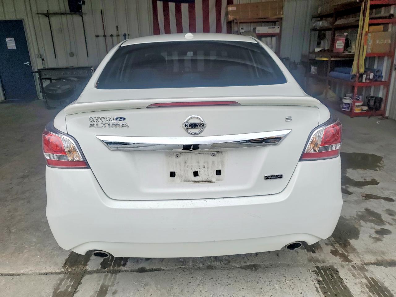 2015 Nissan Altima 2.5 S White vin: 1N4AL3AP2FN909674