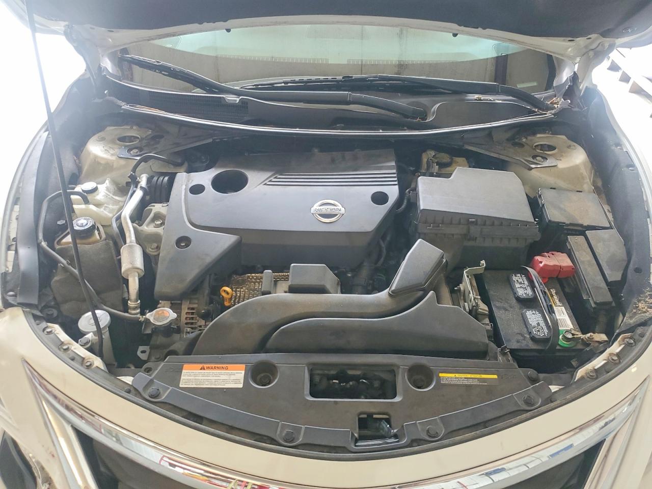 2015 Nissan Altima 2.5 S White vin: 1N4AL3AP2FN909674