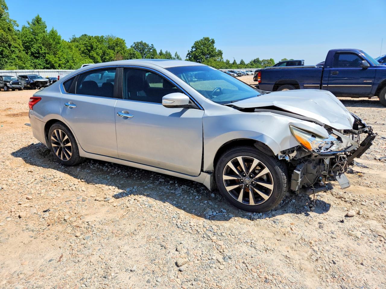 2016 Nissan Altima 2.5 Sv Silver vin: 1N4AL3AP2GC137397