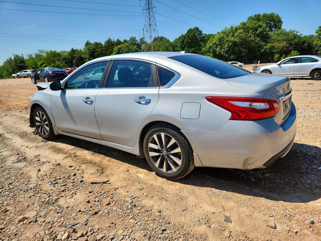 2016 Nissan Altima 2.5 Sv Silver vin: 1N4AL3AP2GC137397