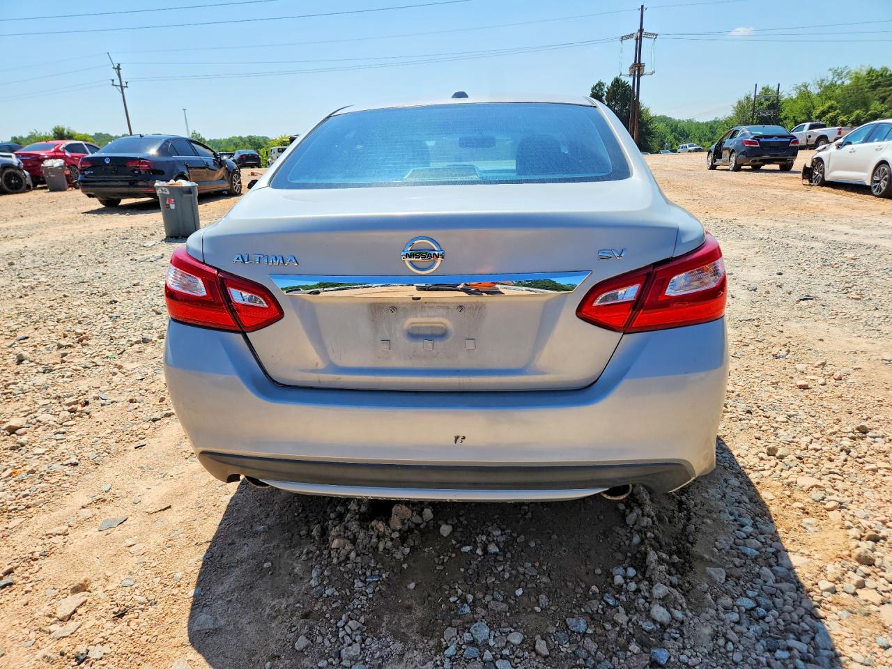 2016 Nissan Altima 2.5 Sv Silver vin: 1N4AL3AP2GC137397