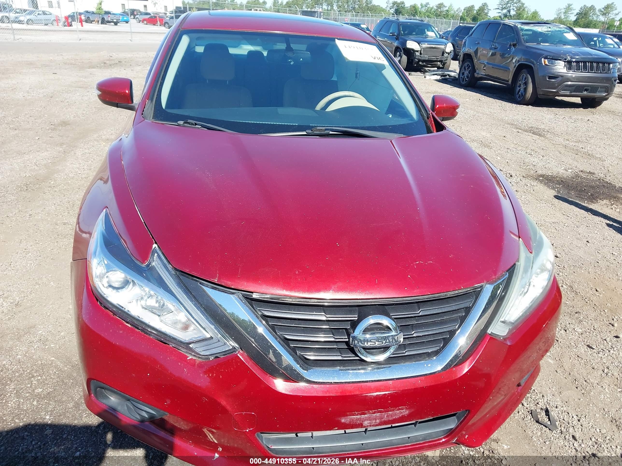 2016 Nissan Altima 2.5 Sv Red vin: 1N4AL3AP2GC158248