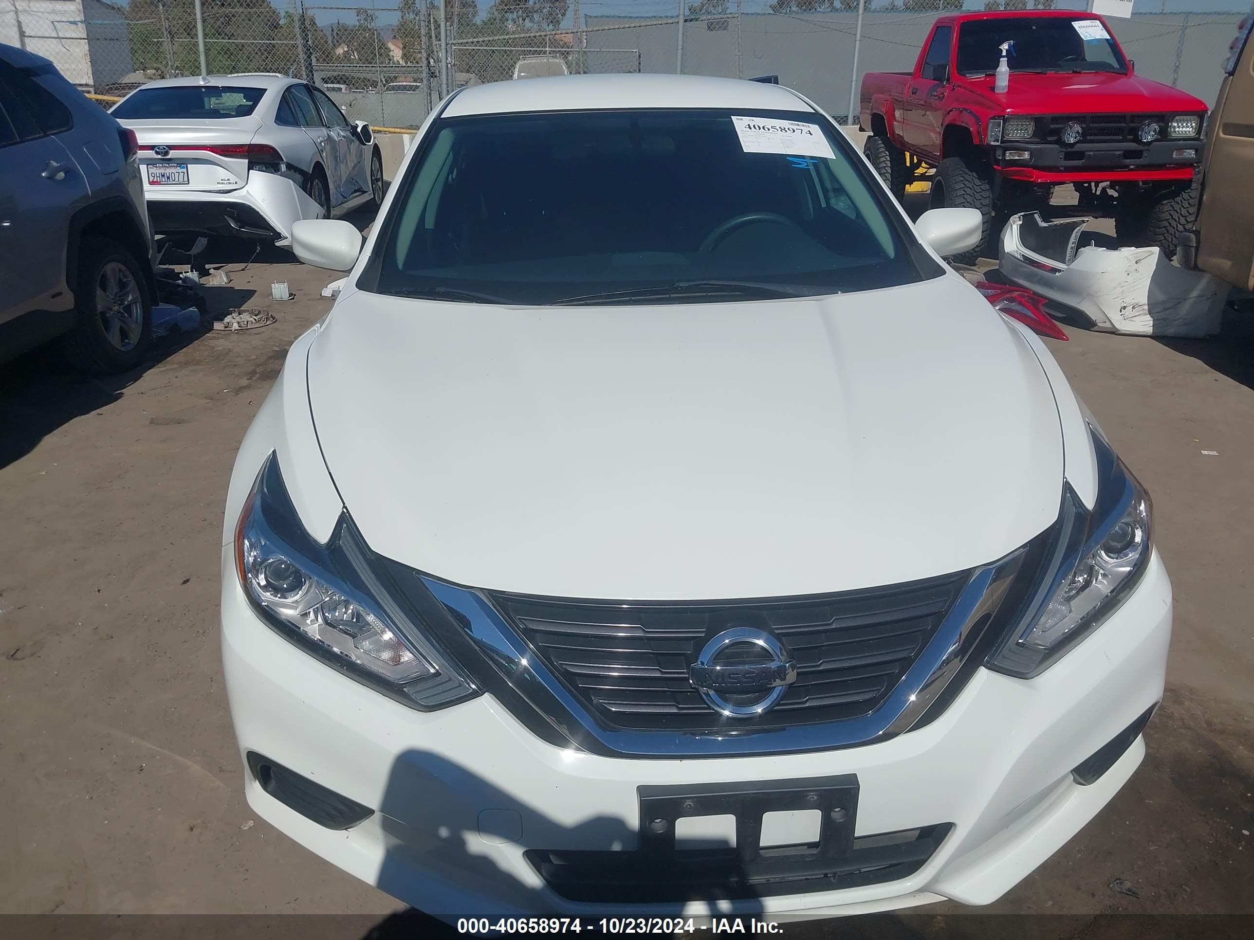 2016 Nissan Altima 2.5 S White vin: 1N4AL3AP2GC197454