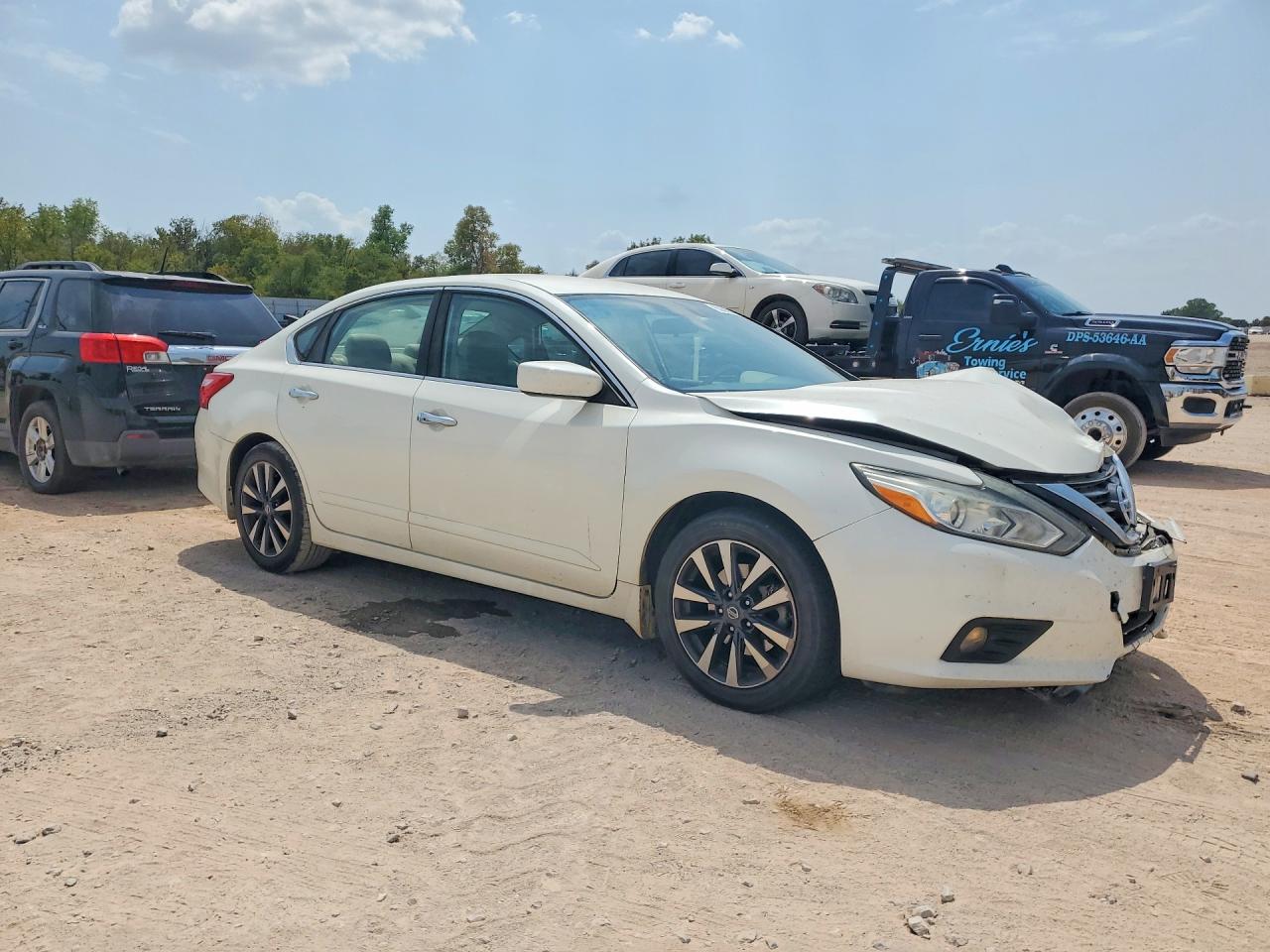 2016 Nissan Altima 2.5 Sv White vin: 1N4AL3AP2GC274694