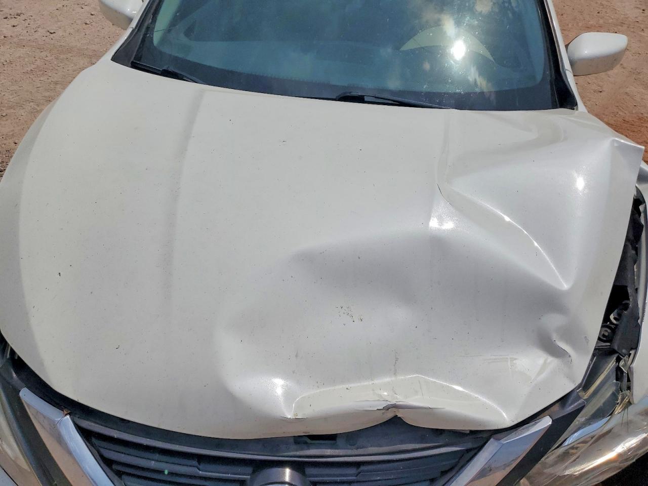 2016 Nissan Altima 2.5 Sv White vin: 1N4AL3AP2GC274694