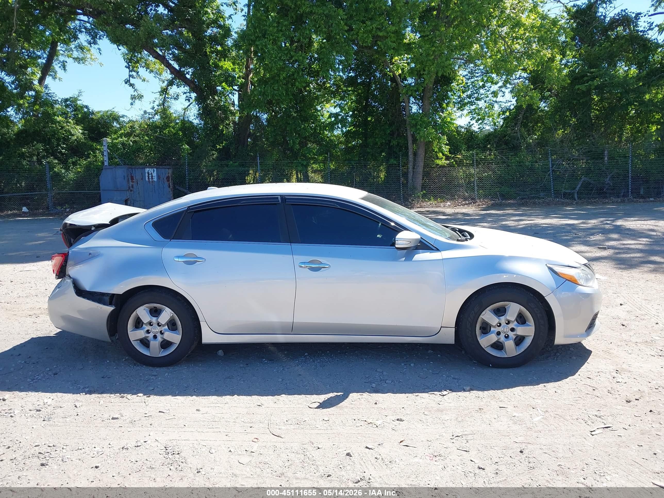 2017 Nissan Altima 2.5 Sl Серебряный vin: 1N4AL3AP2HC187265
