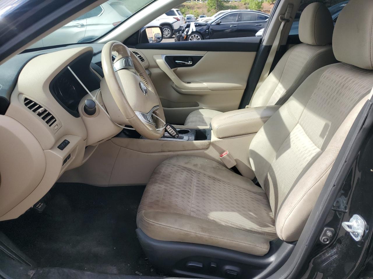 2017 Nissan Altima 2.5 Sv Черный vin: 1N4AL3AP2HC211399 Damage: Left Front Seat, Stained, Permanent