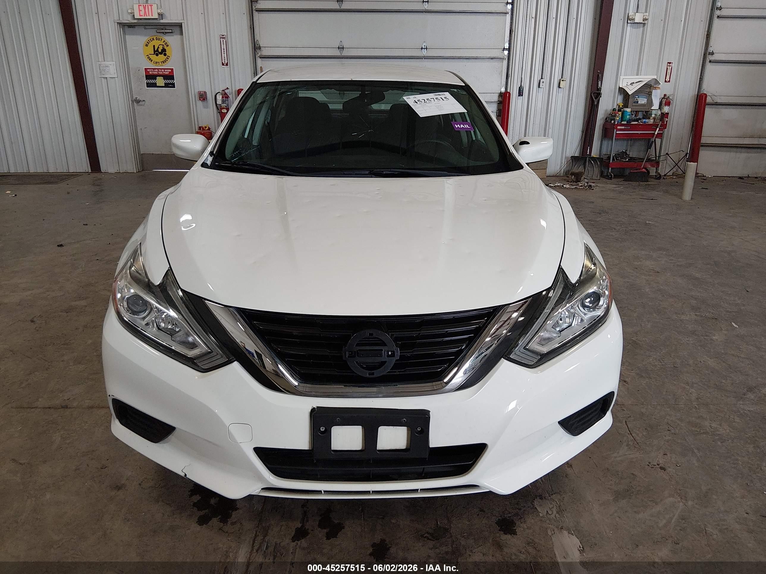 2017 Nissan Altima 2.5 S White vin: 1N4AL3AP2HC227750