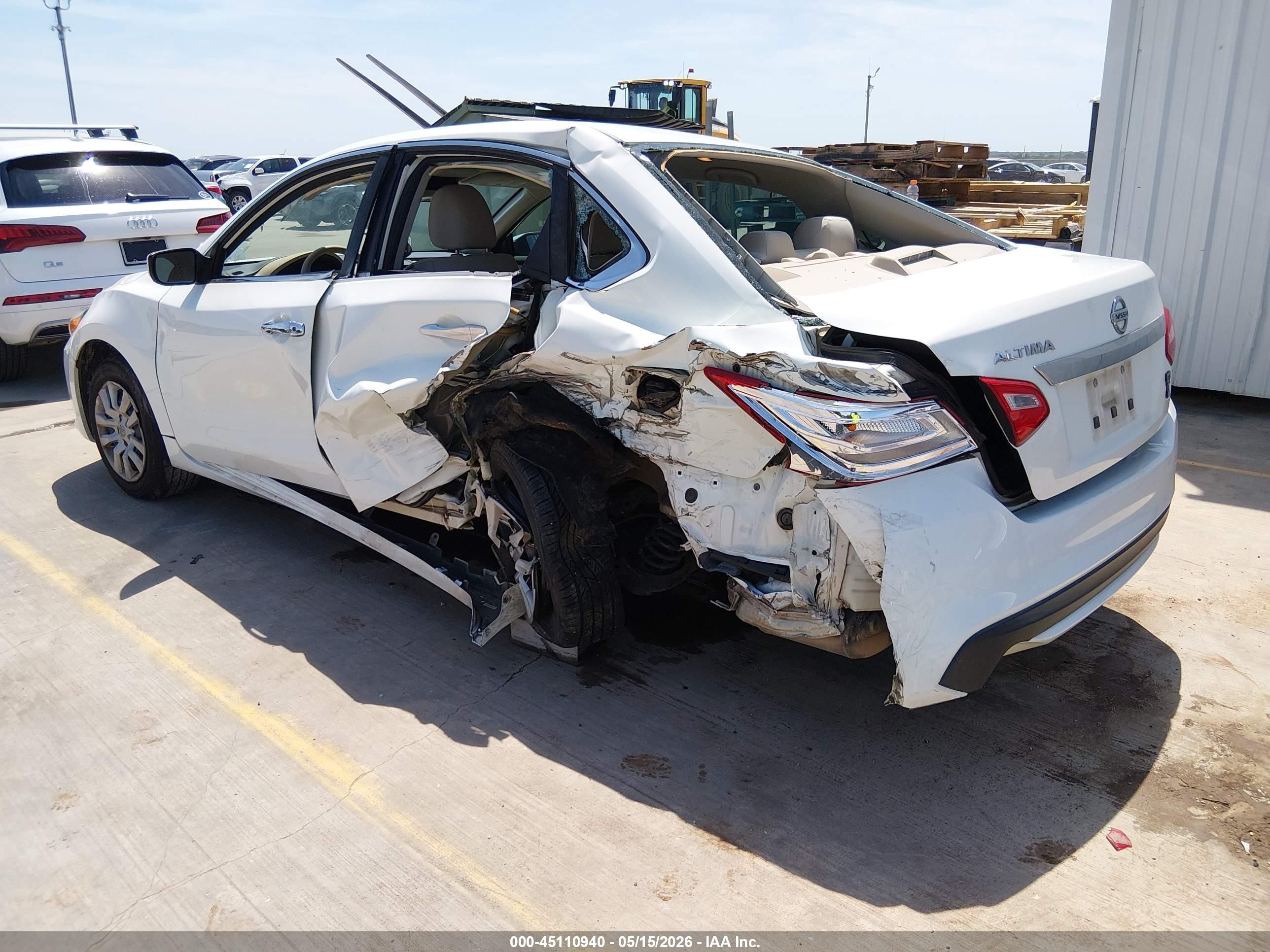 2017 Nissan Altima 2.5 S White vin: 1N4AL3AP2HN339405