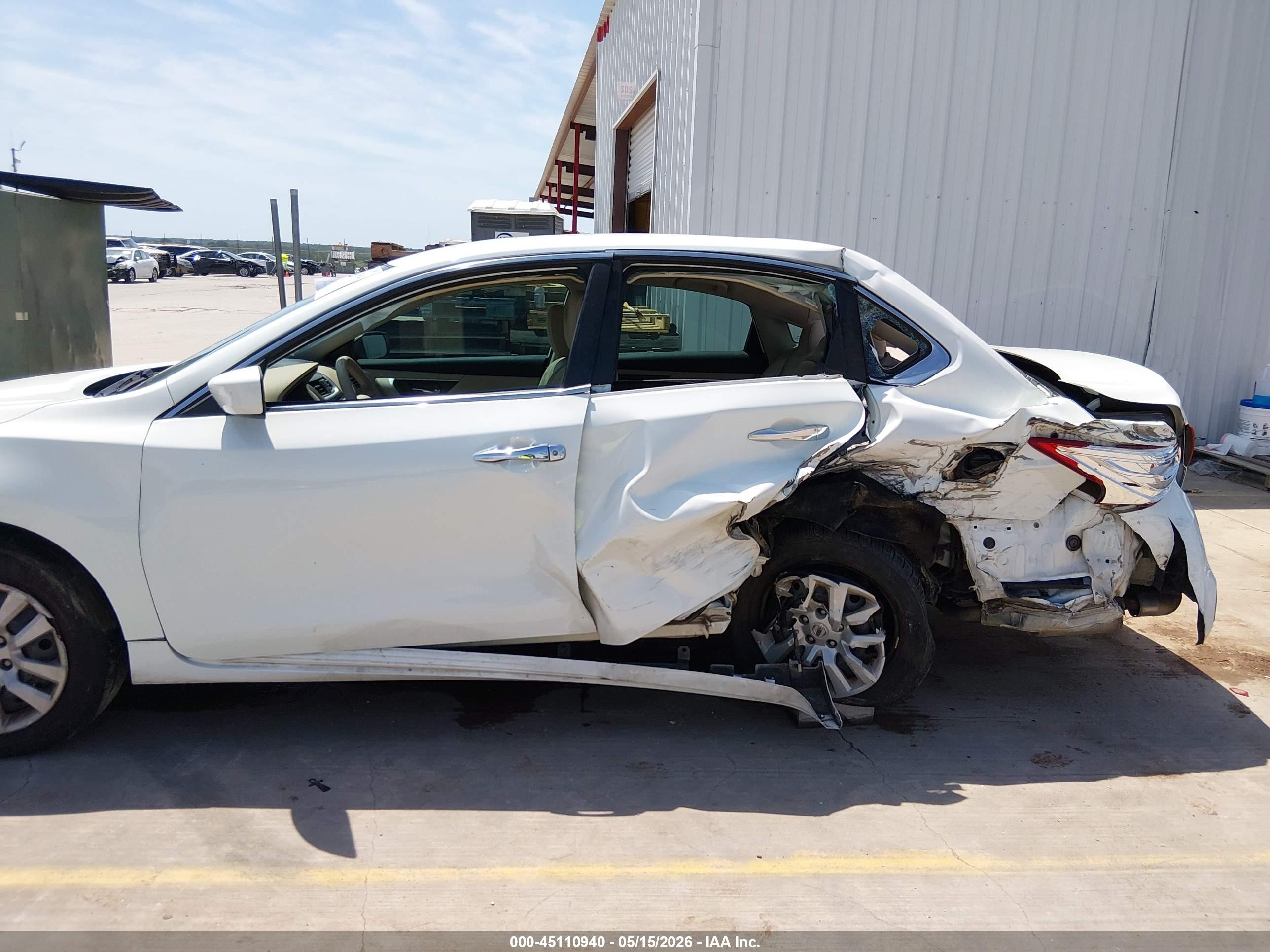 2017 Nissan Altima 2.5 S White vin: 1N4AL3AP2HN339405
