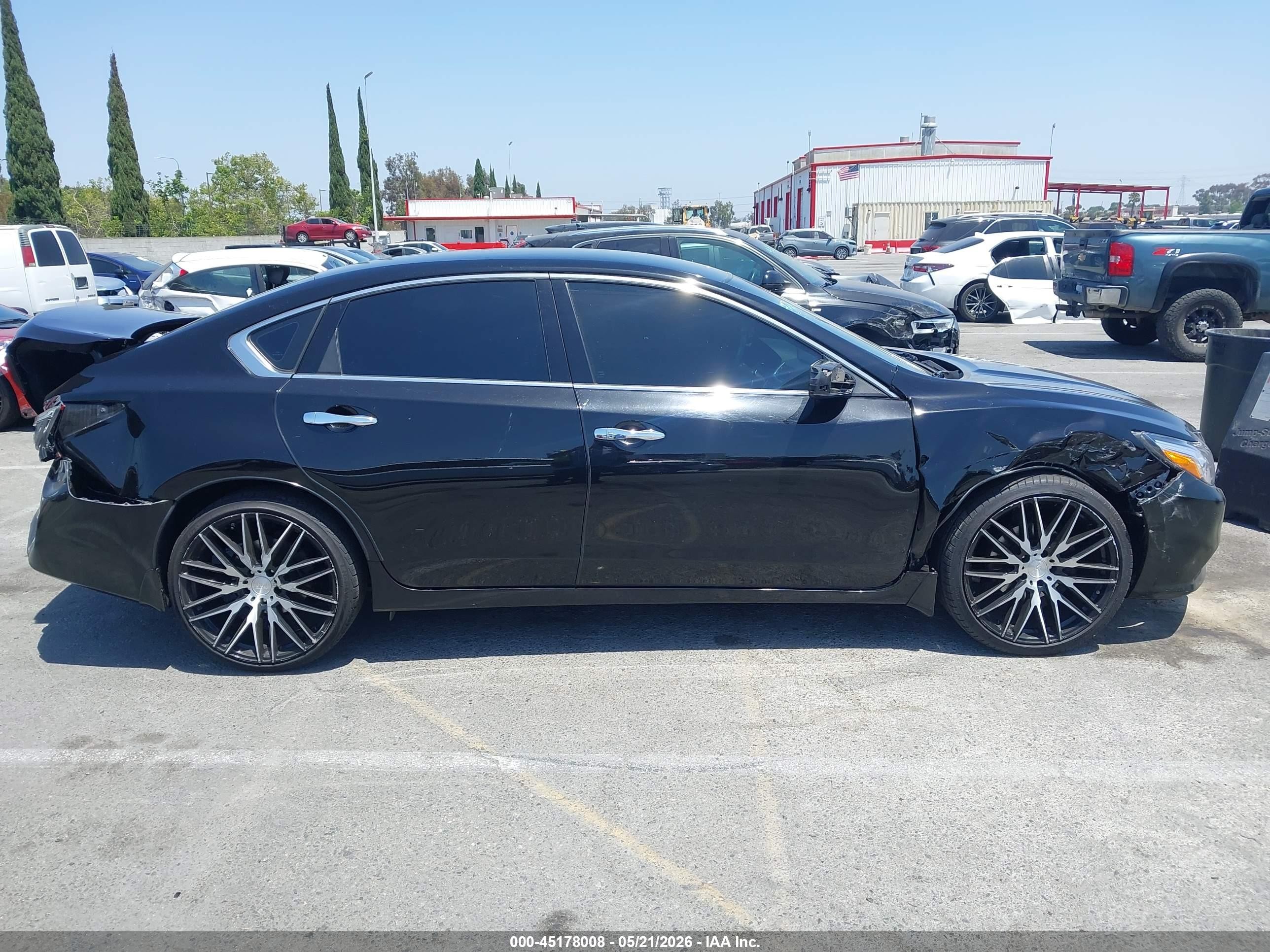 2018 Nissan Altima 2.5 S Black vin: 1N4AL3AP2JC153011