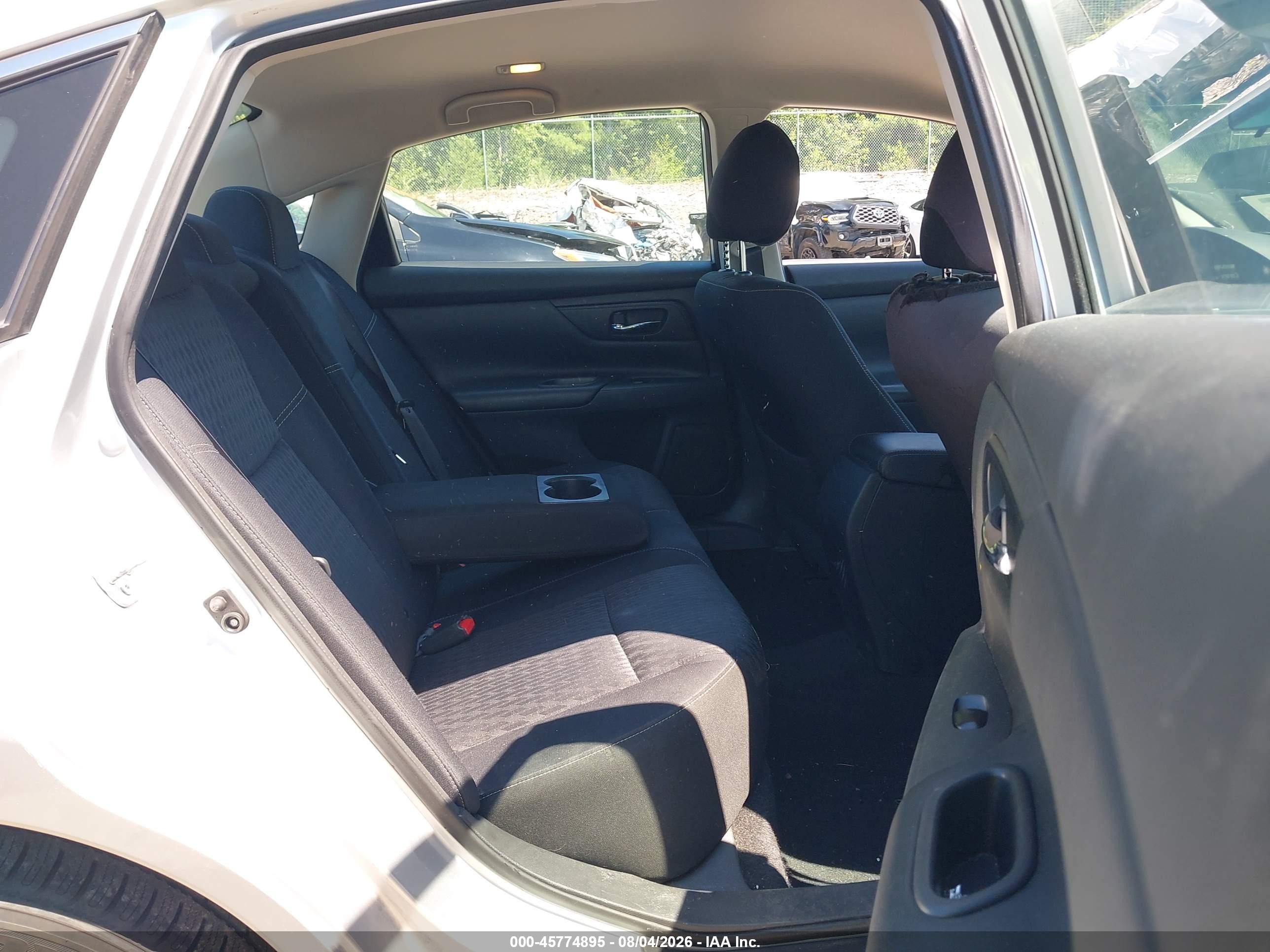 2018 Nissan Altima 2.5 S Silver vin: 1N4AL3AP2JC231612