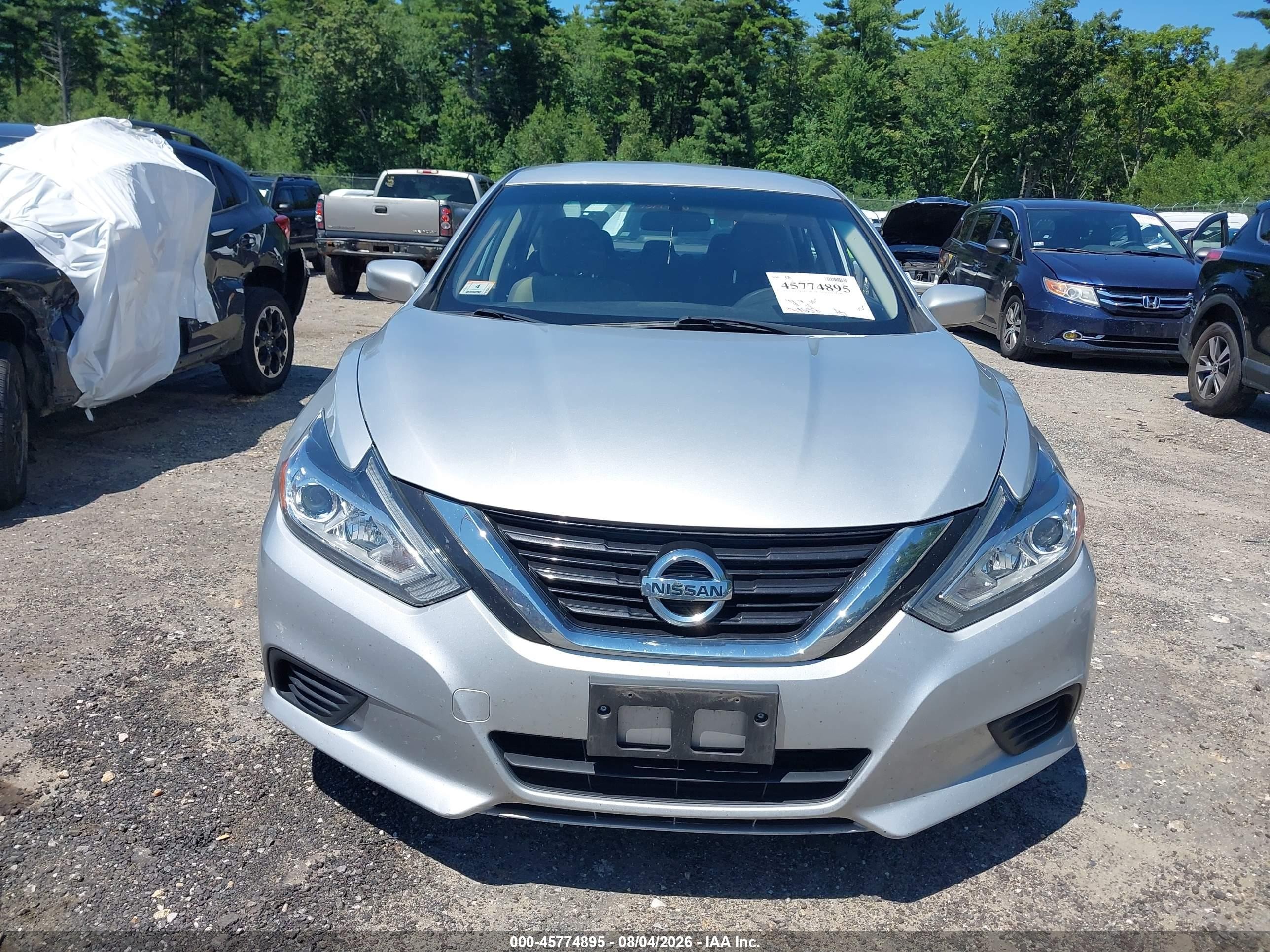 2018 Nissan Altima 2.5 S Silver vin: 1N4AL3AP2JC231612
