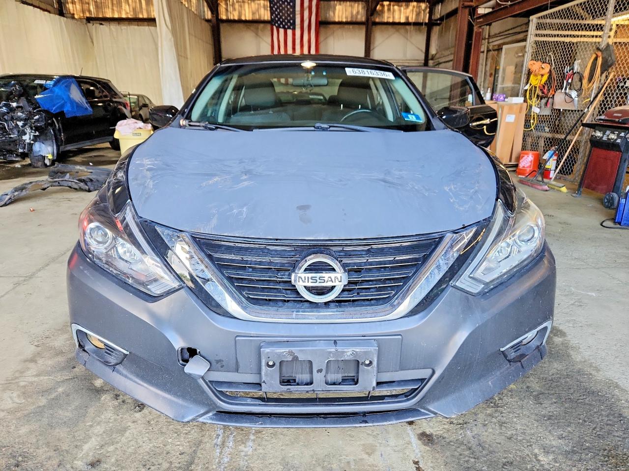 2018 Nissan Altima 2.5 Sv Black vin: 1N4AL3AP2JC272063