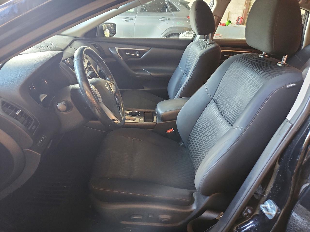 2018 Nissan Altima 2.5 Sv Black vin: 1N4AL3AP2JC272063