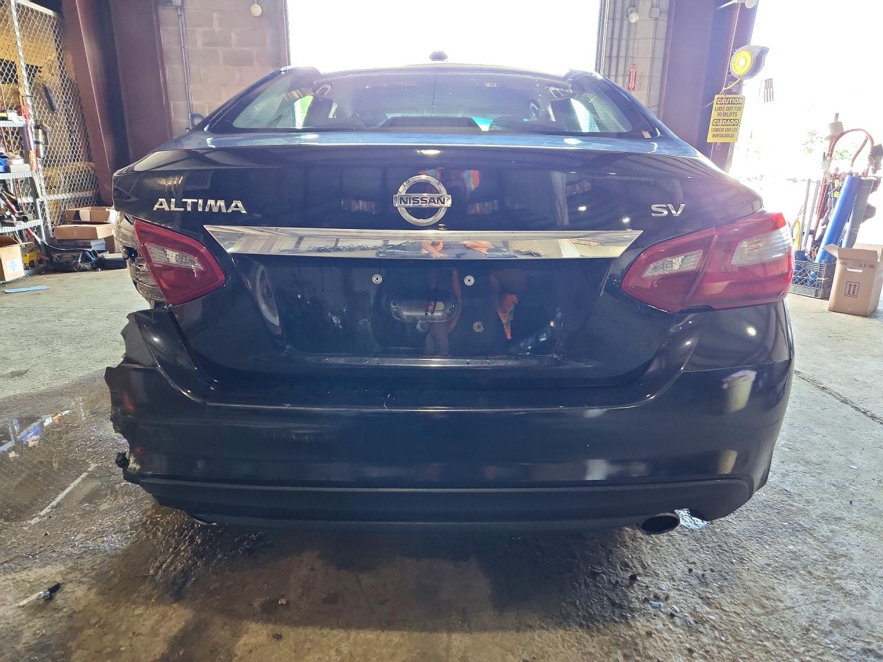 2018 Nissan Altima 2.5 Sv Black vin: 1N4AL3AP2JC272063