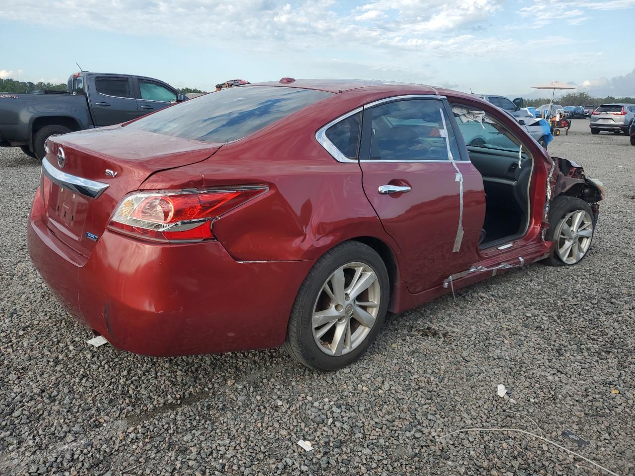 2013 Nissan Altima 2.5 Red vin: 1N4AL3AP3DC101083