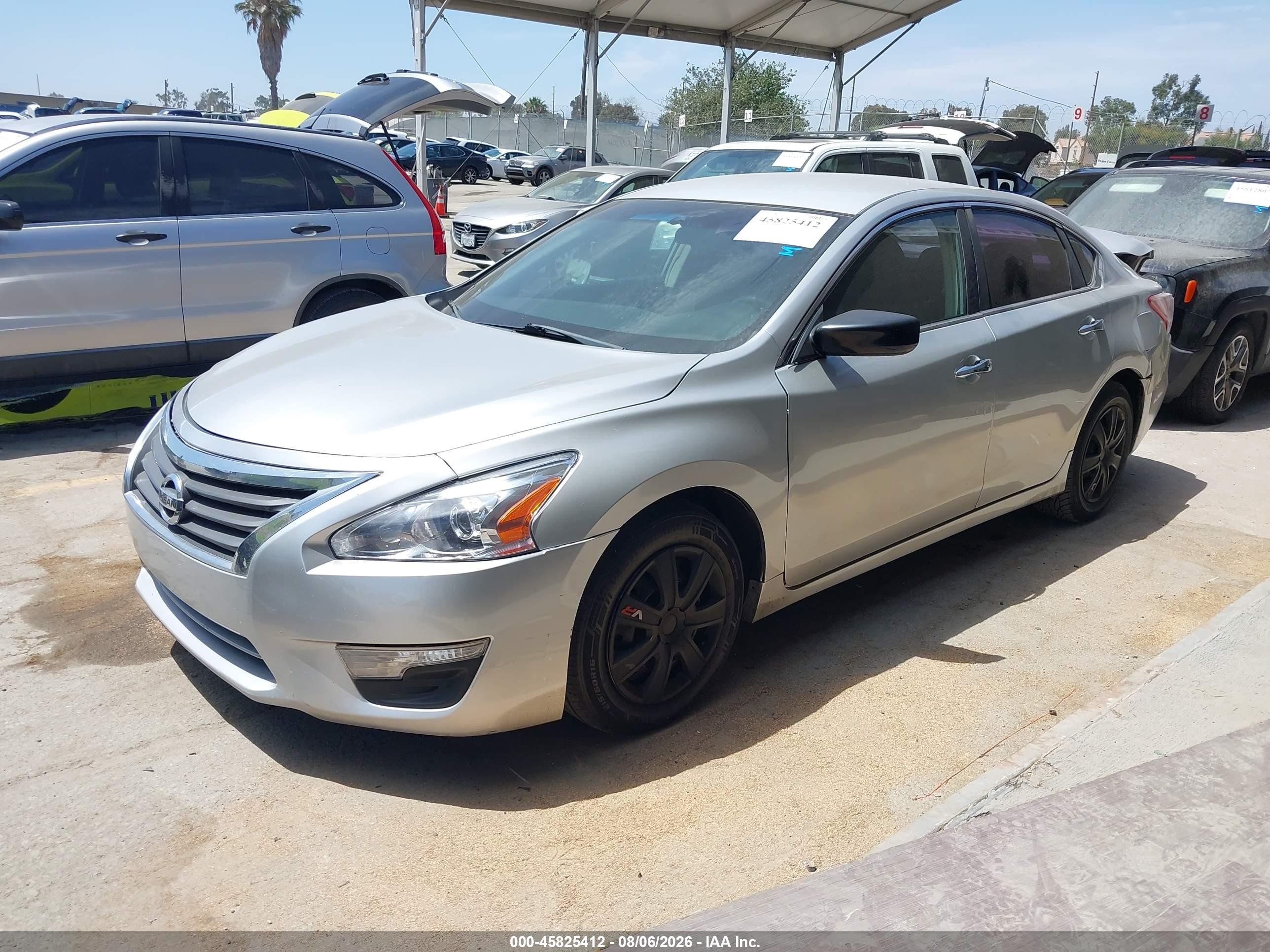 2013 Nissan Altima 2.5/s/sv/sl Silver vin: 1N4AL3AP3DC106526