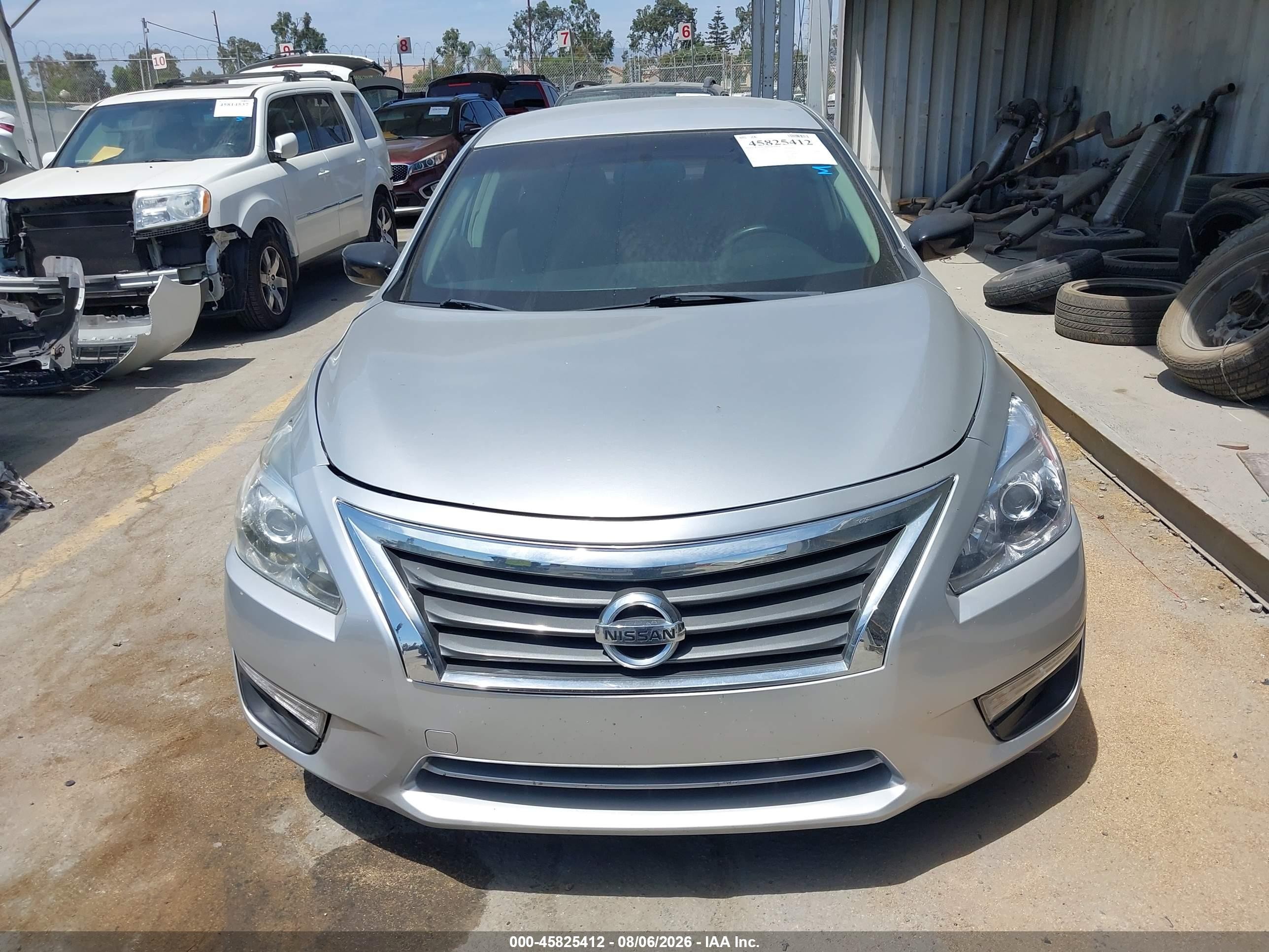 2013 Nissan Altima 2.5/s/sv/sl Silver vin: 1N4AL3AP3DC106526