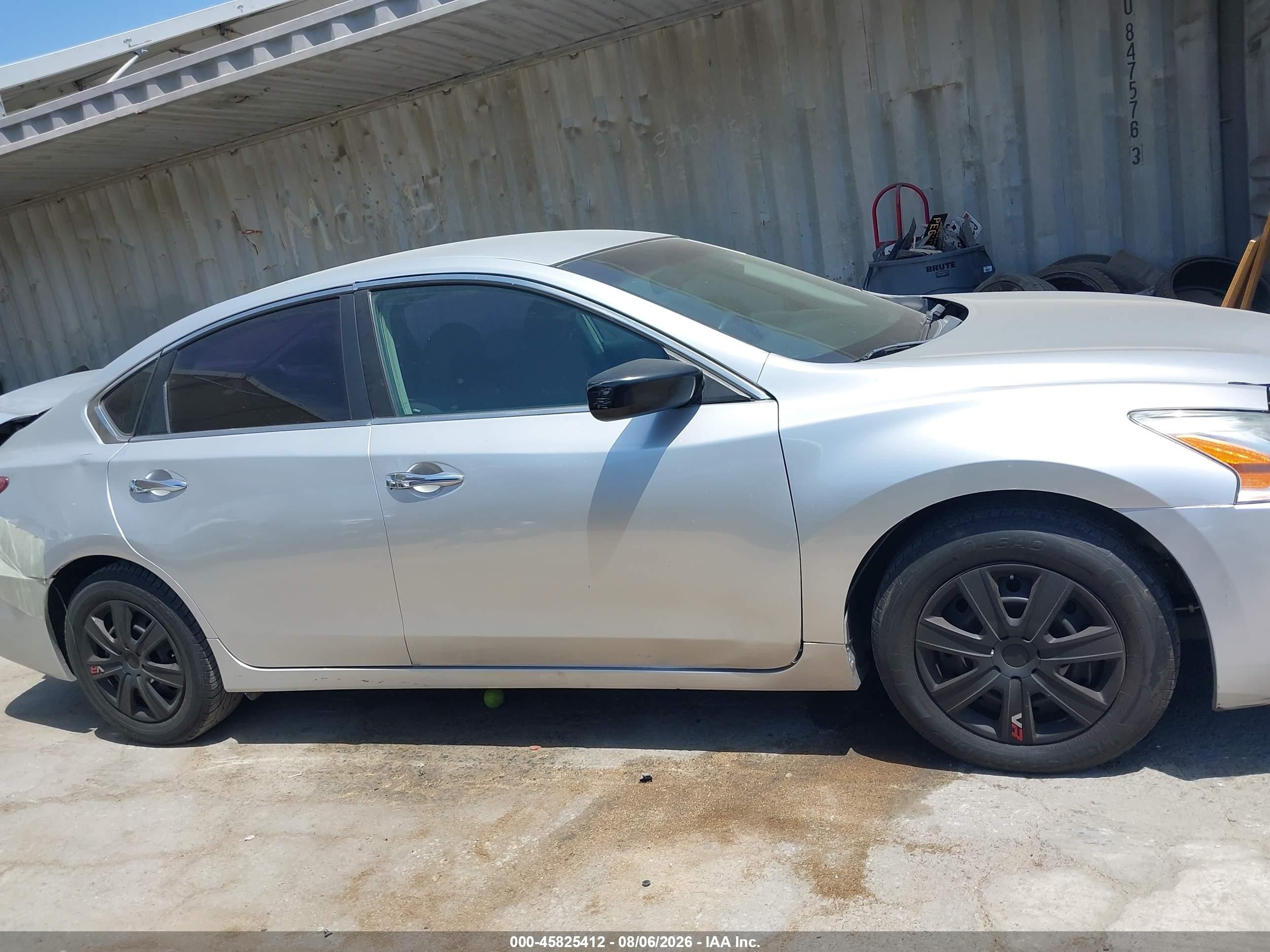 2013 Nissan Altima 2.5/s/sv/sl Silver vin: 1N4AL3AP3DC106526