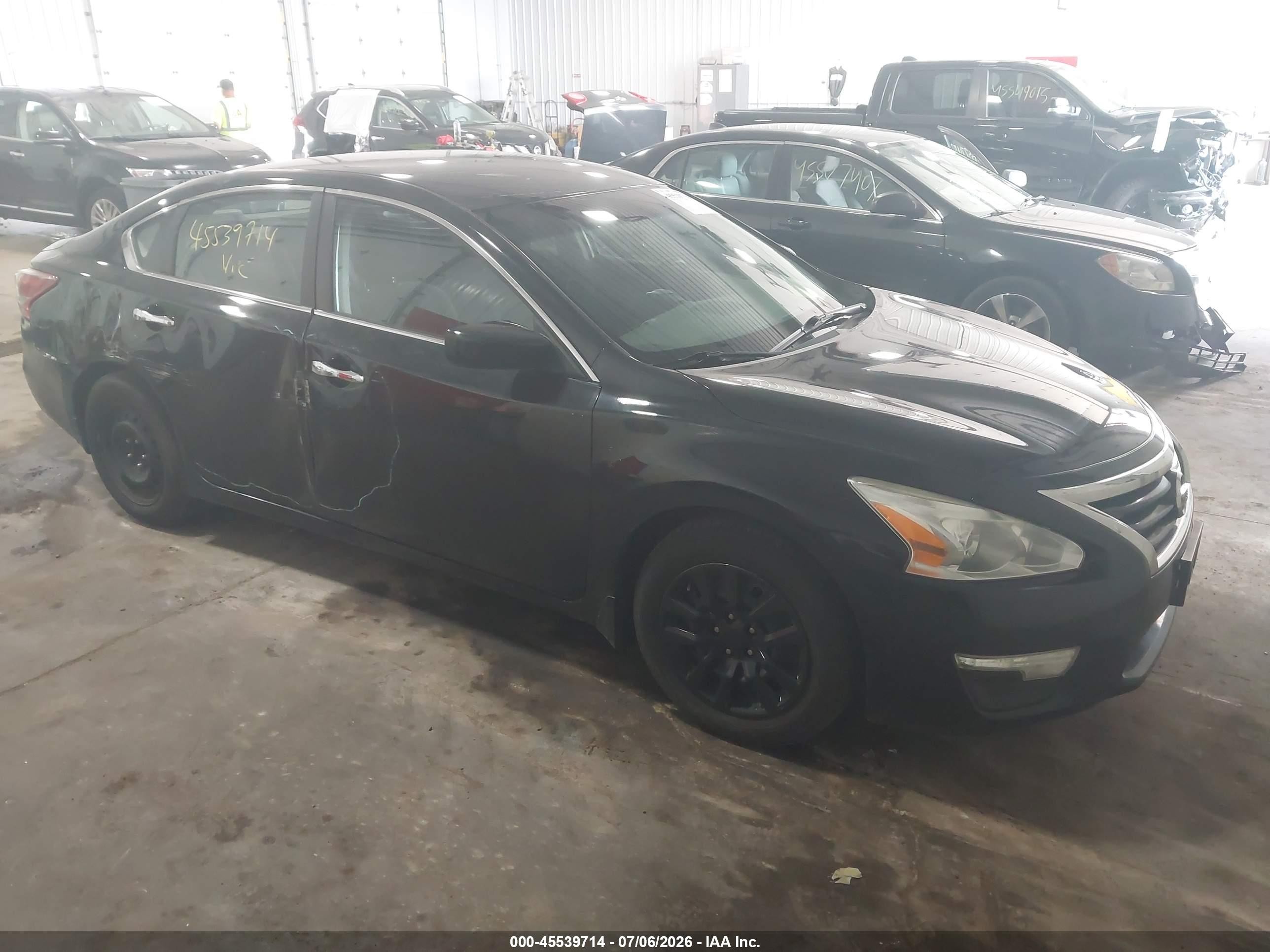 2013 Nissan Altima 2.5 S Black vin: 1N4AL3AP3DC121057