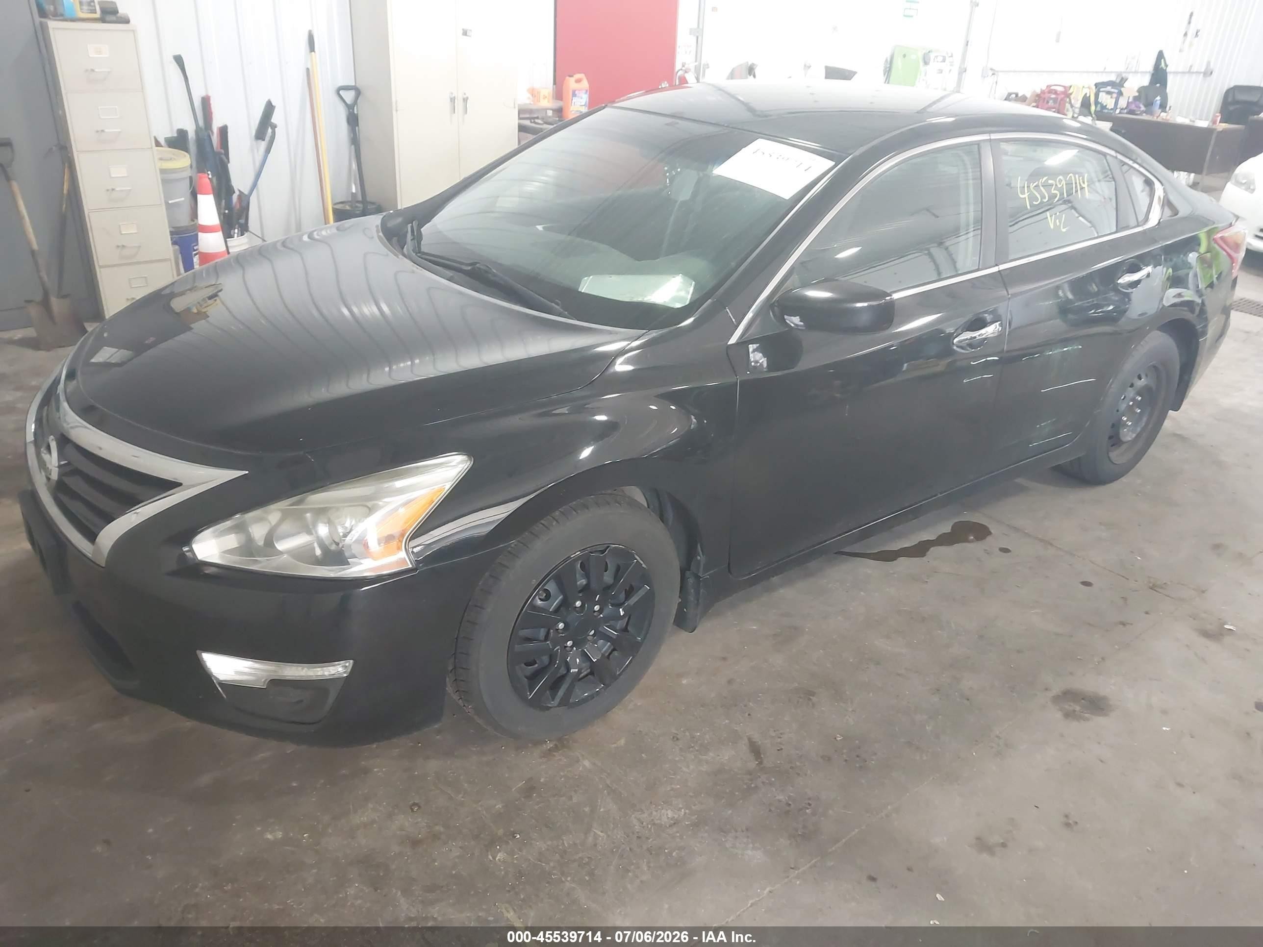 2013 Nissan Altima 2.5 S Black vin: 1N4AL3AP3DC121057