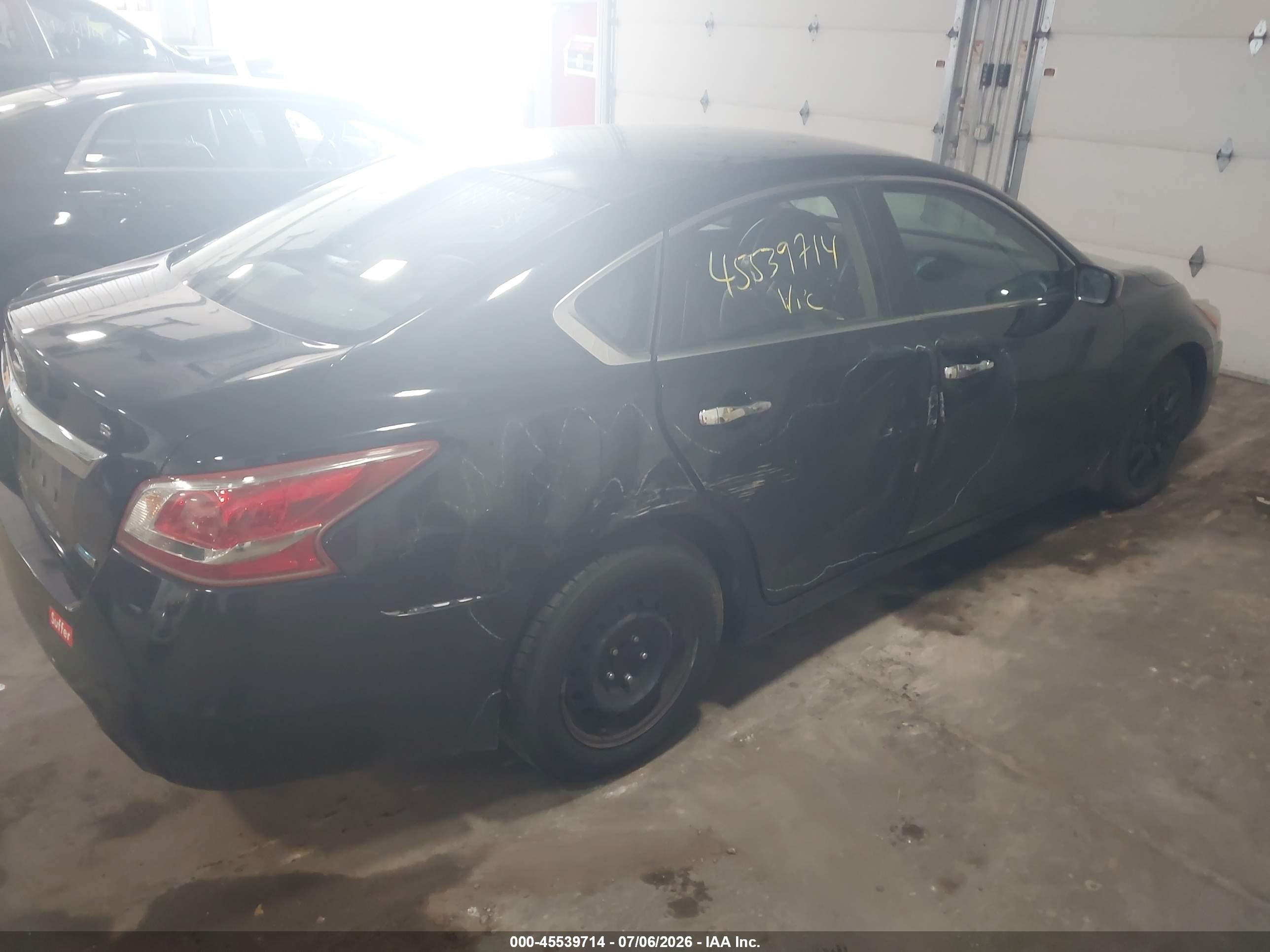2013 Nissan Altima 2.5 S Black vin: 1N4AL3AP3DC121057