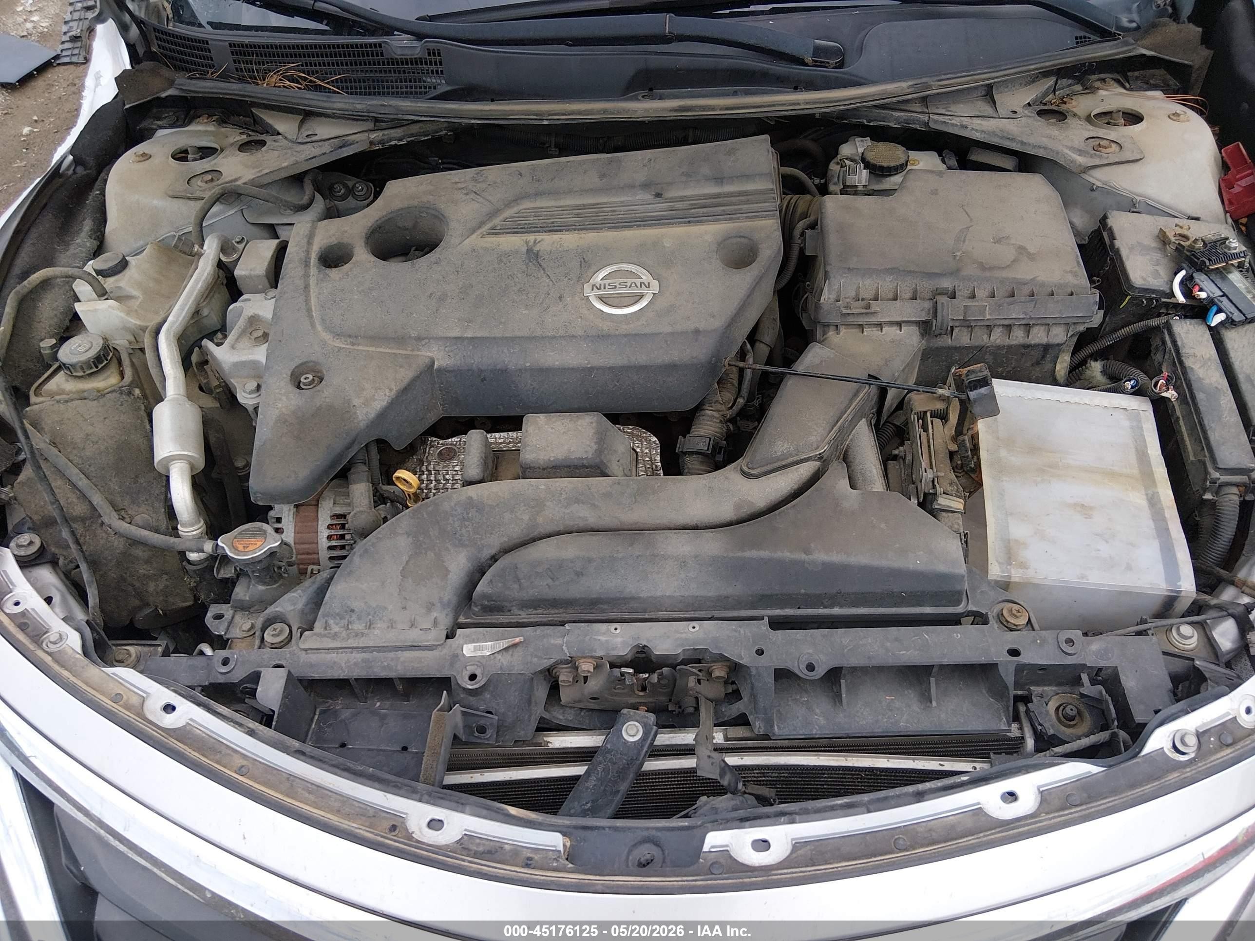 2013 Nissan Altima 2.5 S Silver vin: 1N4AL3AP3DC184918