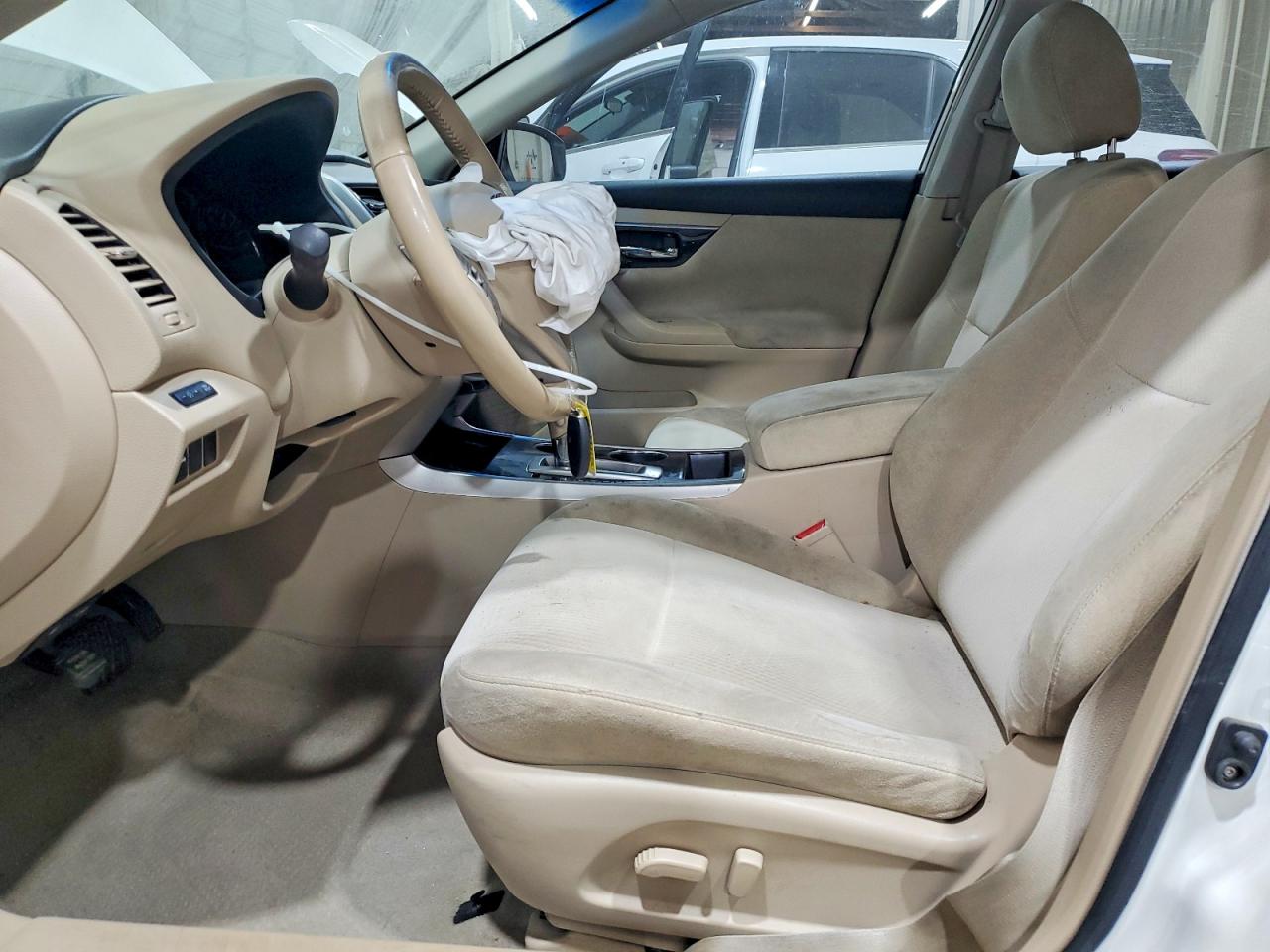 2013 Nissan Altima 2.5 White vin: 1N4AL3AP3DC194042