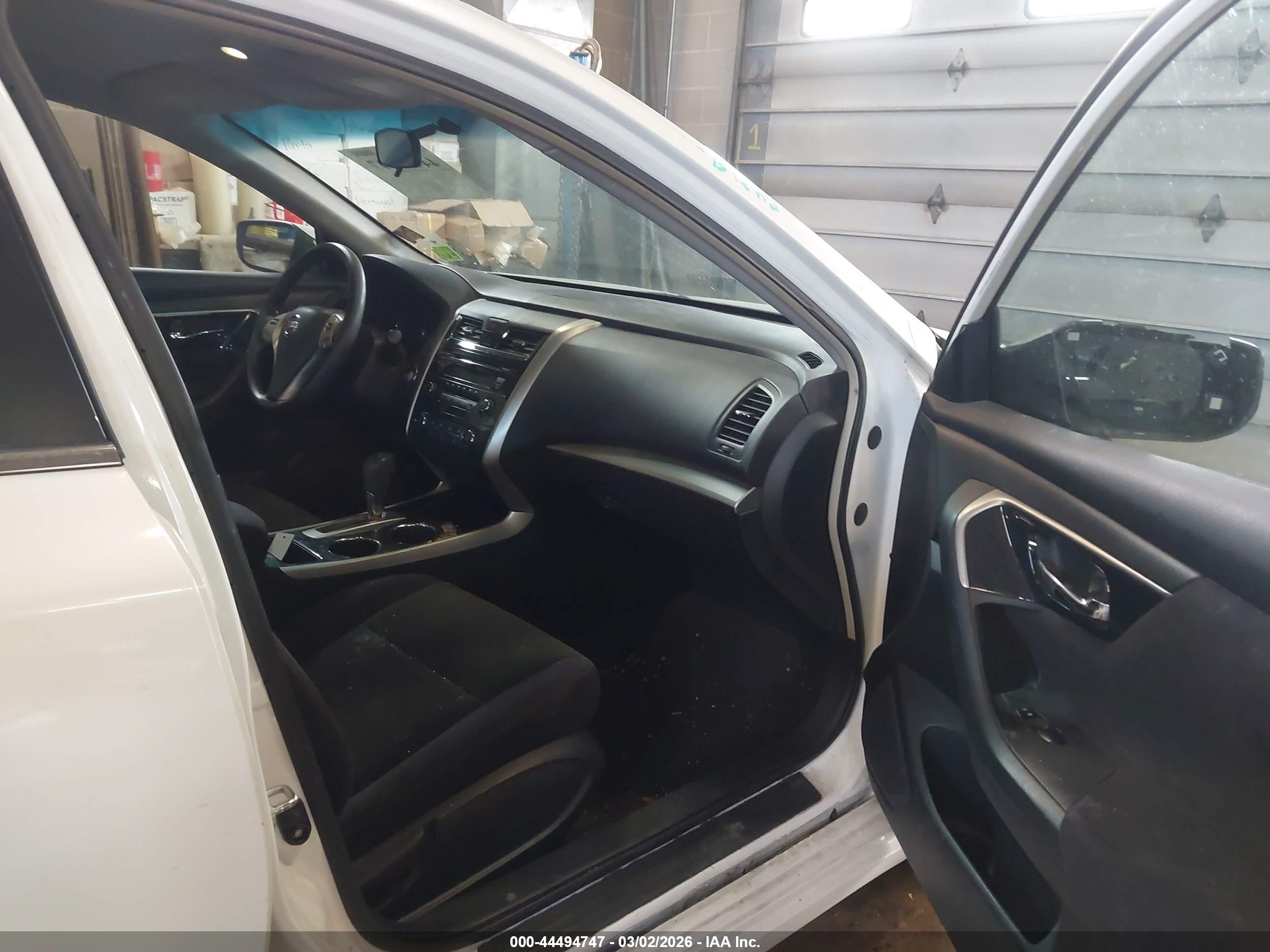 2013 Nissan Altima 2.5 S White vin: 1N4AL3AP3DC237391