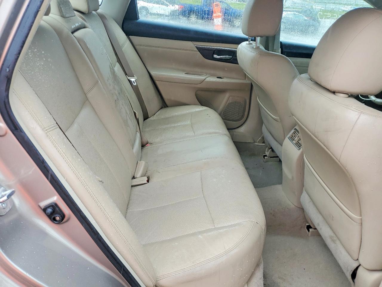 2013 Nissan Altima 2.5 Tan vin: 1N4AL3AP3DC237603