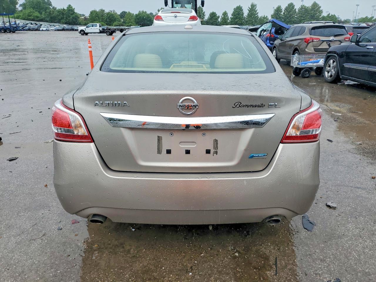 2013 Nissan Altima 2.5 Tan vin: 1N4AL3AP3DC237603