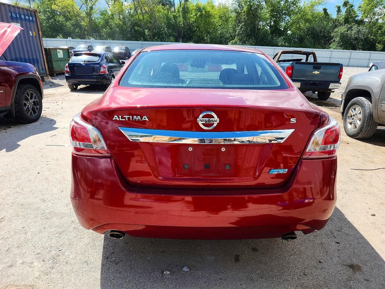 2013 Nissan Altima 2.5 Красный vin: 1N4AL3AP3DC243496