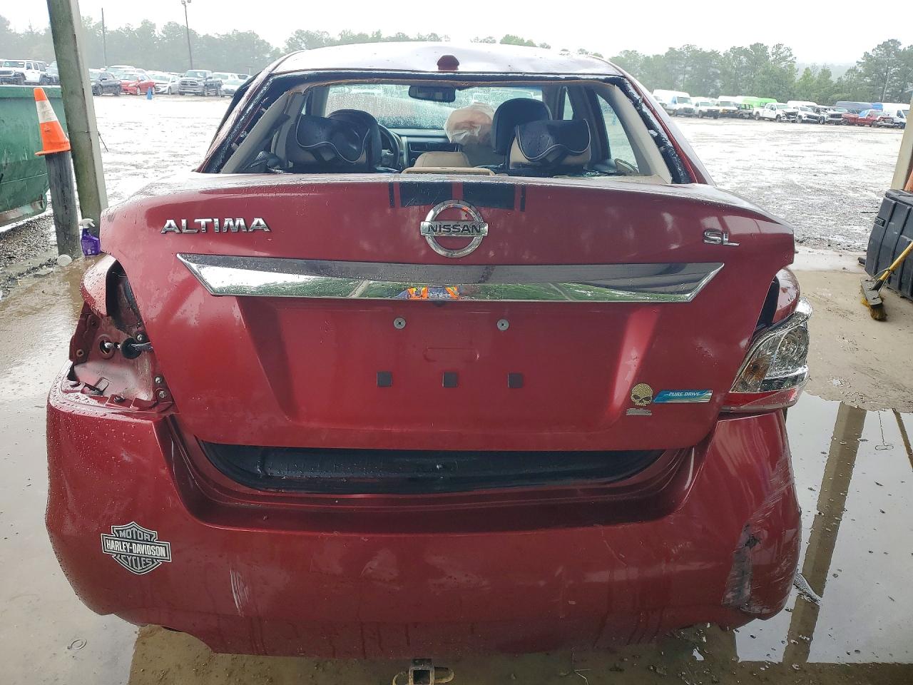 2013 Nissan Altima 2.5 Red vin: 1N4AL3AP3DC247452