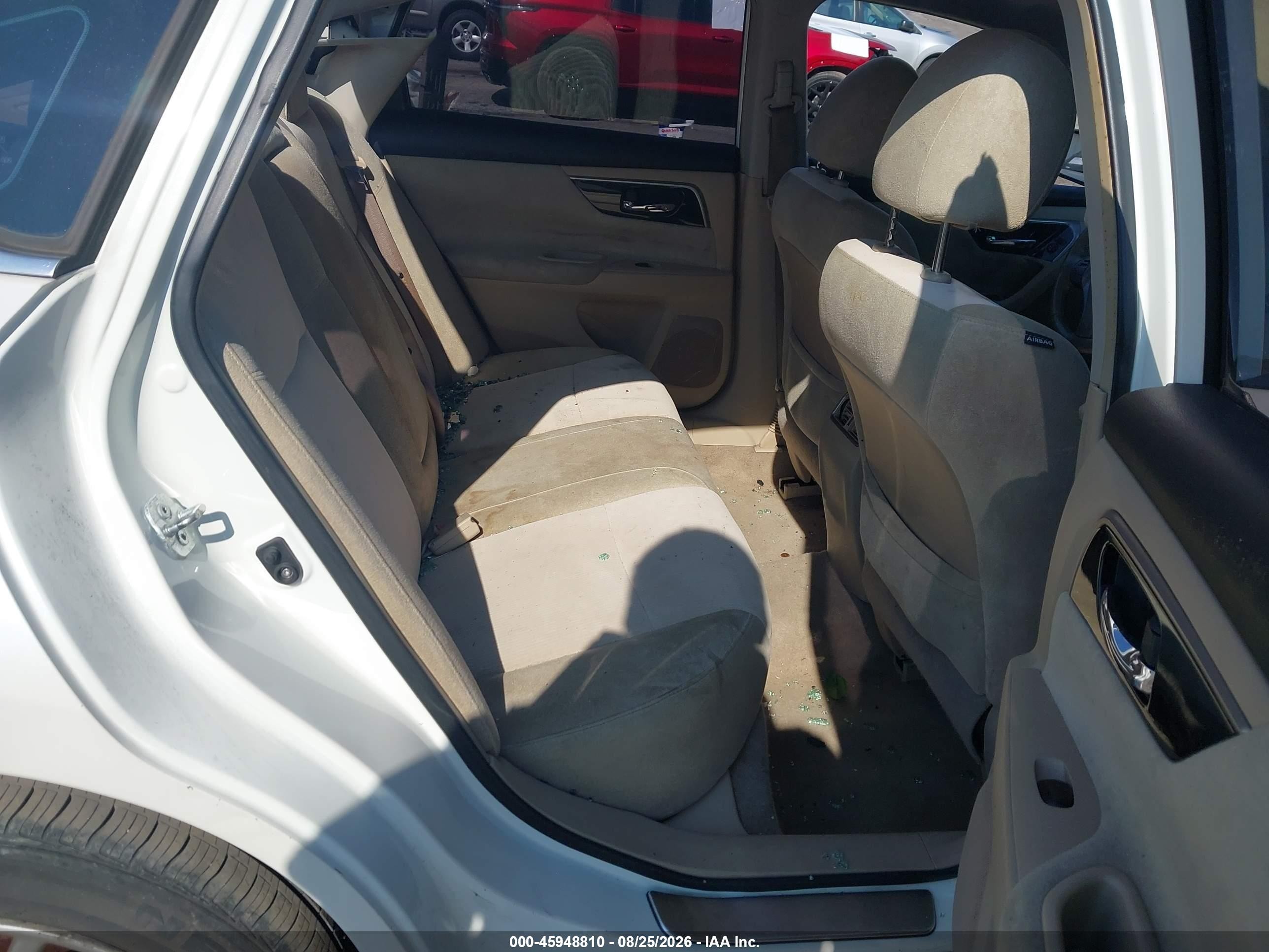 2013 Nissan Altima 2.5 Sv White vin: 1N4AL3AP3DC249685