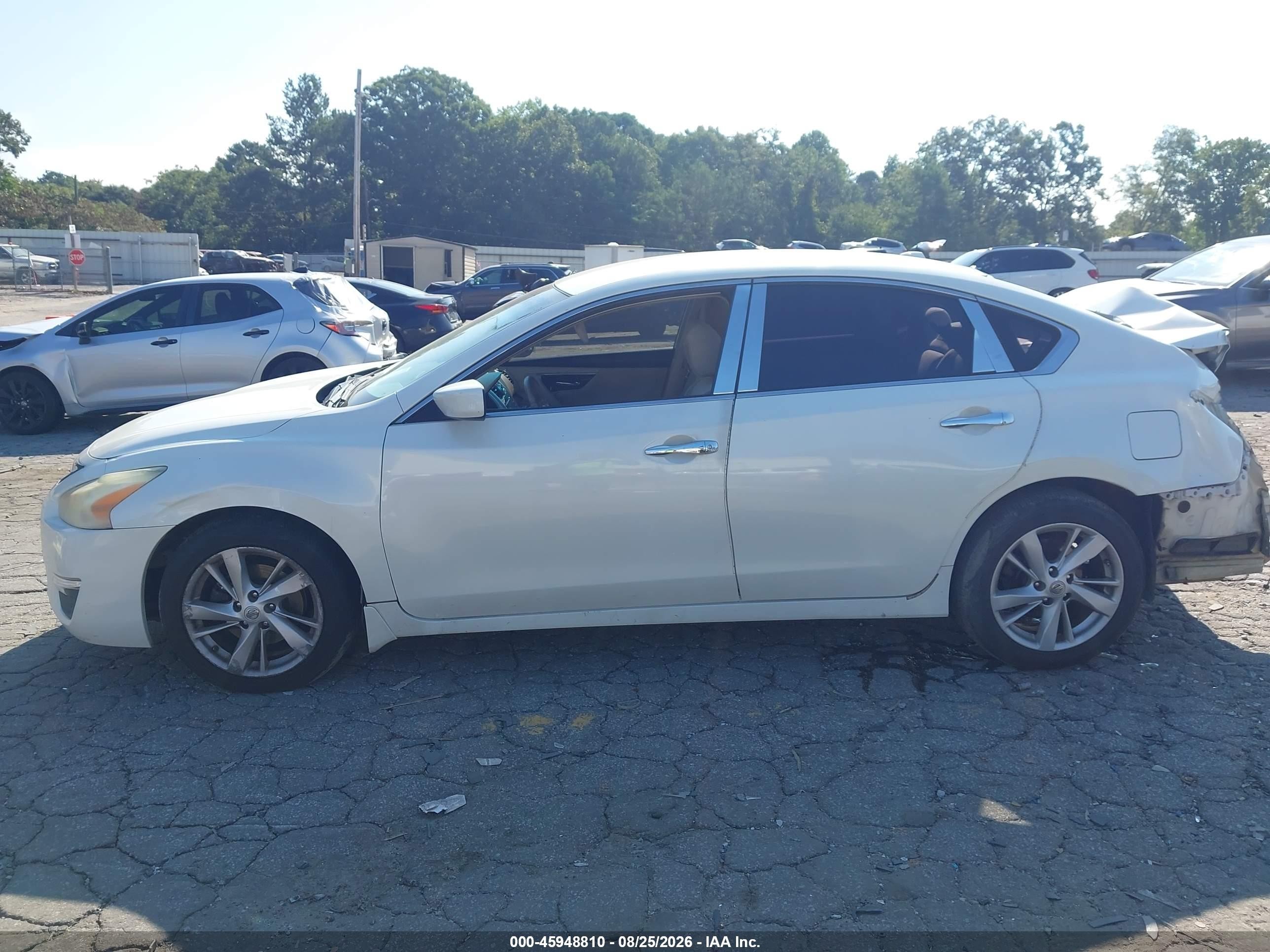2013 Nissan Altima 2.5 Sv White vin: 1N4AL3AP3DC249685