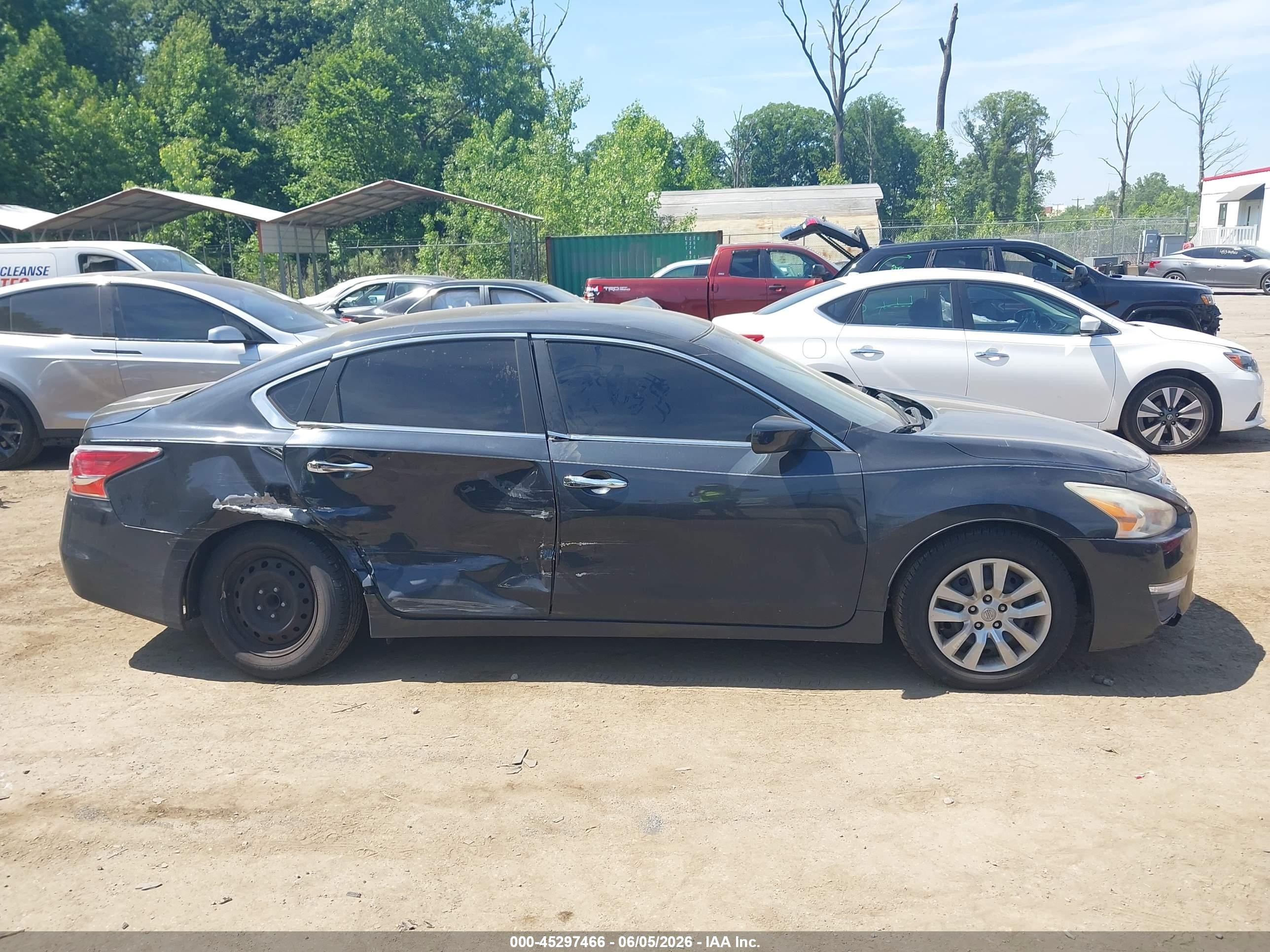 2013 Nissan Altima 2.5 Dark Blue vin: 1N4AL3AP3DC260718