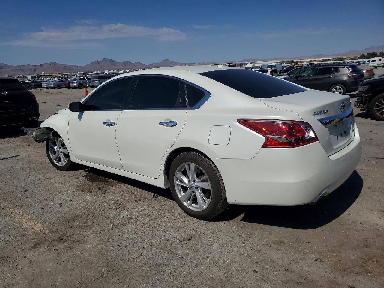 2013 Nissan Altima 2.5 Белый vin: 1N4AL3AP3DC276417
