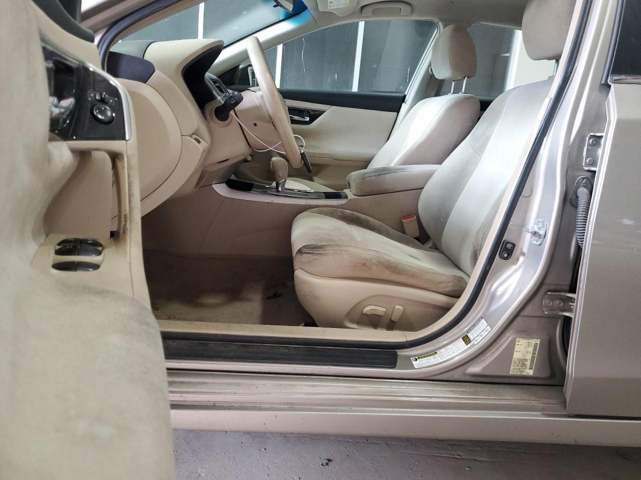 2013 Nissan Altima 2.5 Beige vin: 1N4AL3AP3DC278975